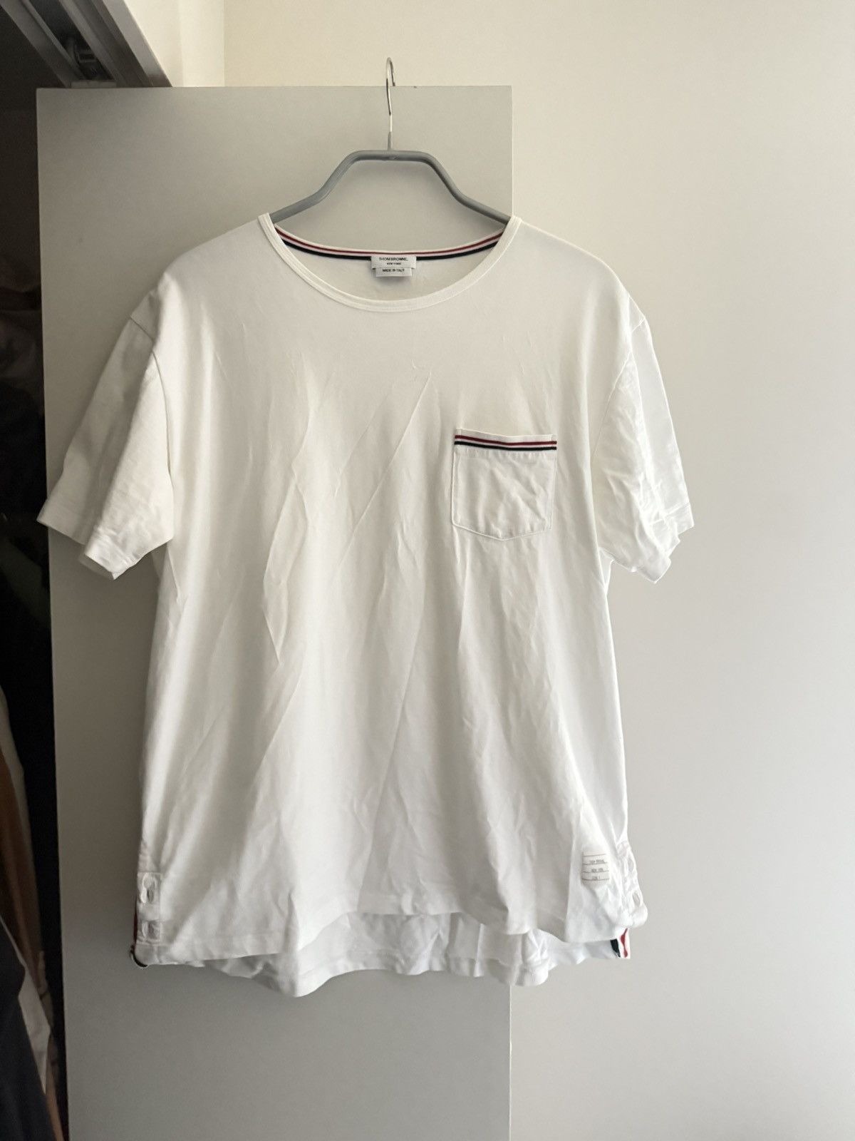 Thom Browne Thom Browne White Logo Pocket T-Shirt Size US L / EU 52-54 / 3 - 1 Thumbnail