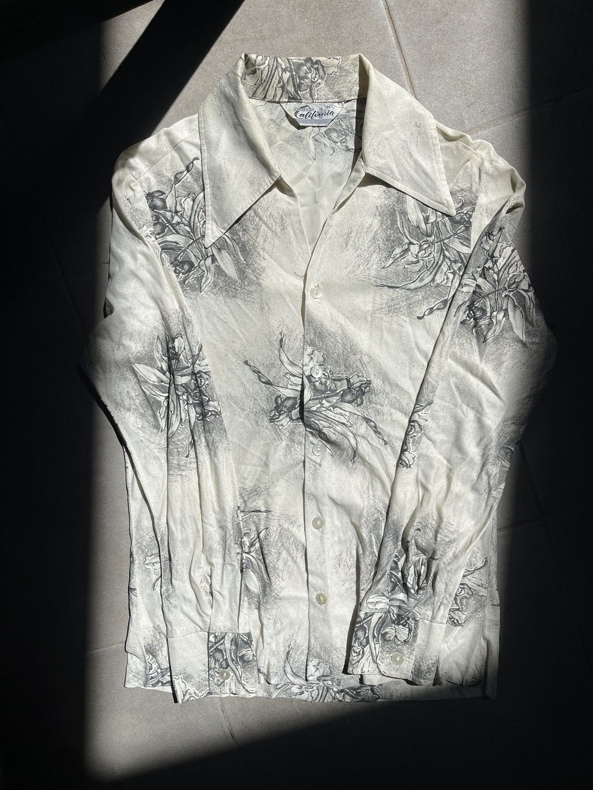 Designer × Vintage 80ʼs Made in California Disco Style Spearpoint collar shirt Size US M / EU 48-50 / 2 - 9 Thumbnail
