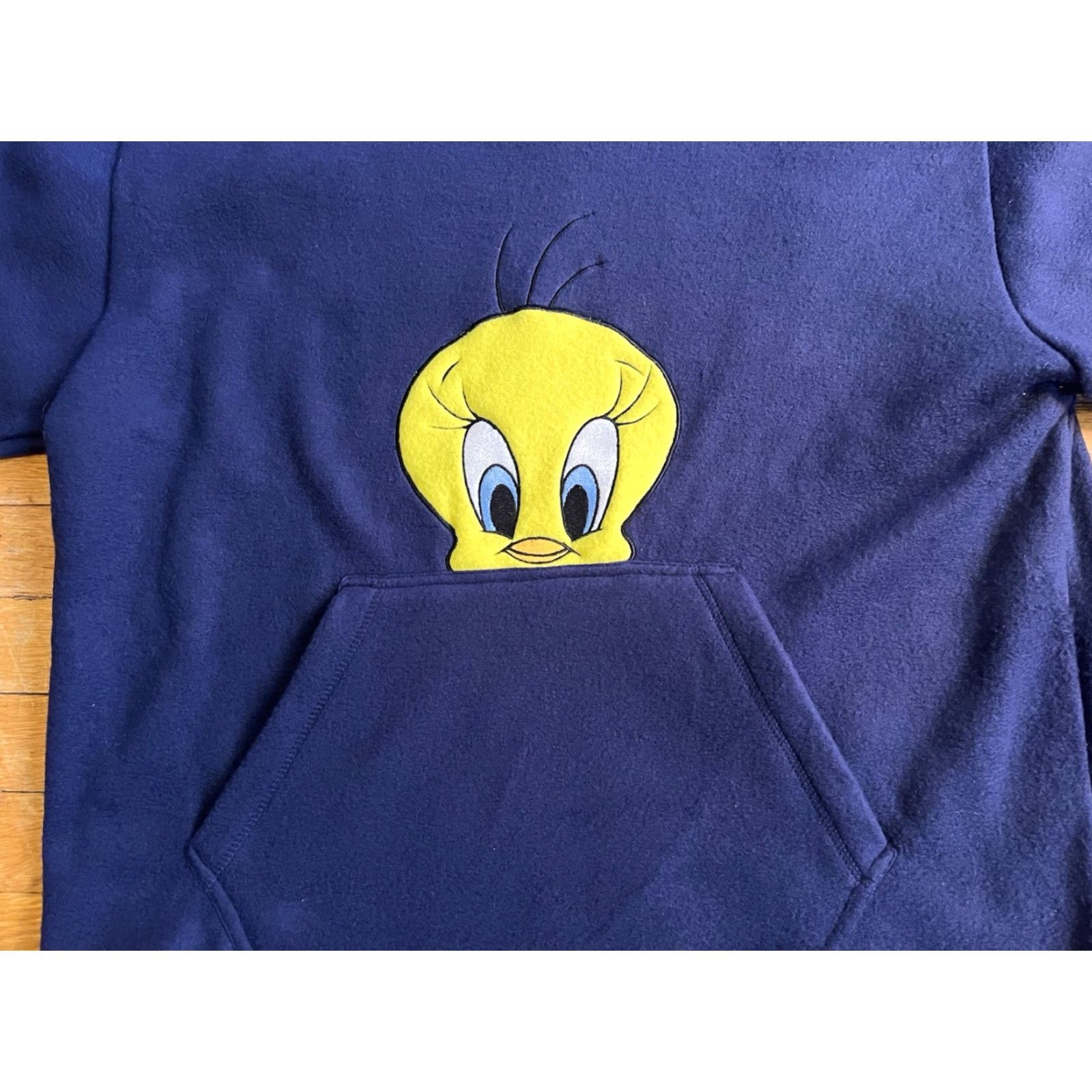 Vintage VINTAGE Tweety Bird Hoodie Looney Tunes L Blue 1998 Unisex Adults Pullover Graphic Print Hooded Embroidered Baggy Oversized 90s Size US L / EU 52-54 / 3 - 3 Thumbnail