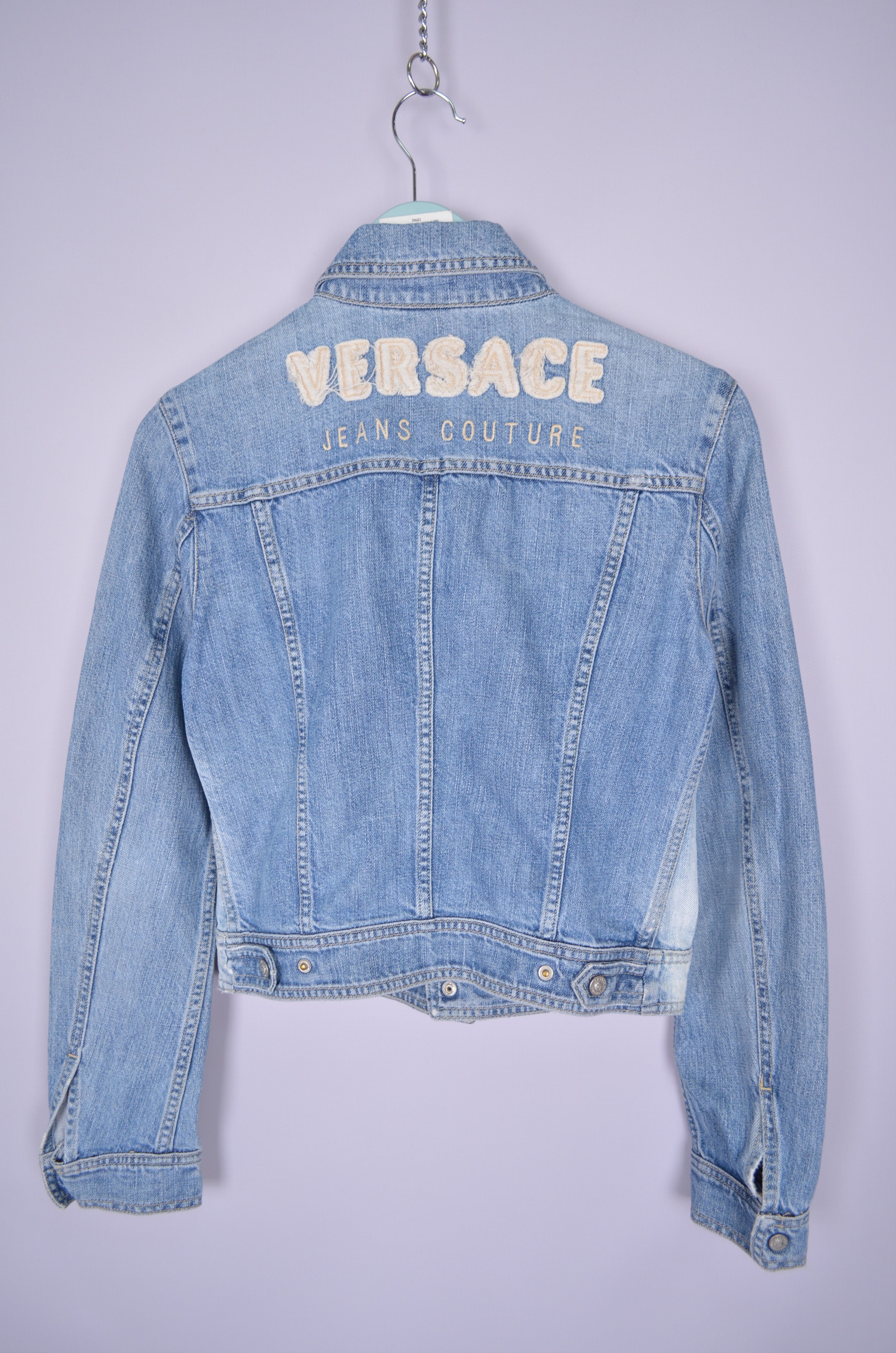 Designer × Versace × Vintage Versace Jeans White Blue Denim Jacket Big Logo Size XS Size XS / US 0-2 / IT 36-38 - 9 Thumbnail