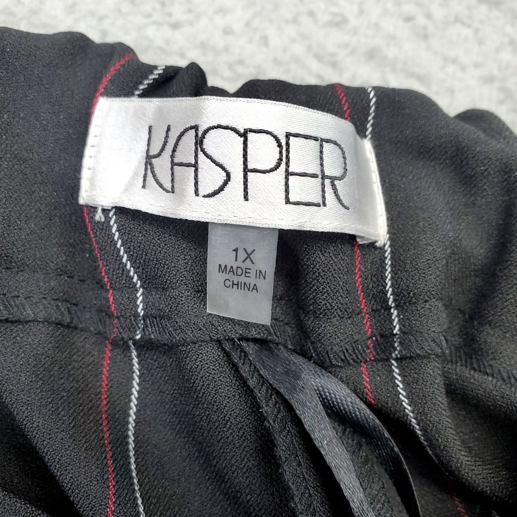 Kasper Kasper Ankle Pants Womens Size 1X Black Plaid Formal Elastic Waistband Wide Leg Pants Size 40" / US 18 - 6 Thumbnail