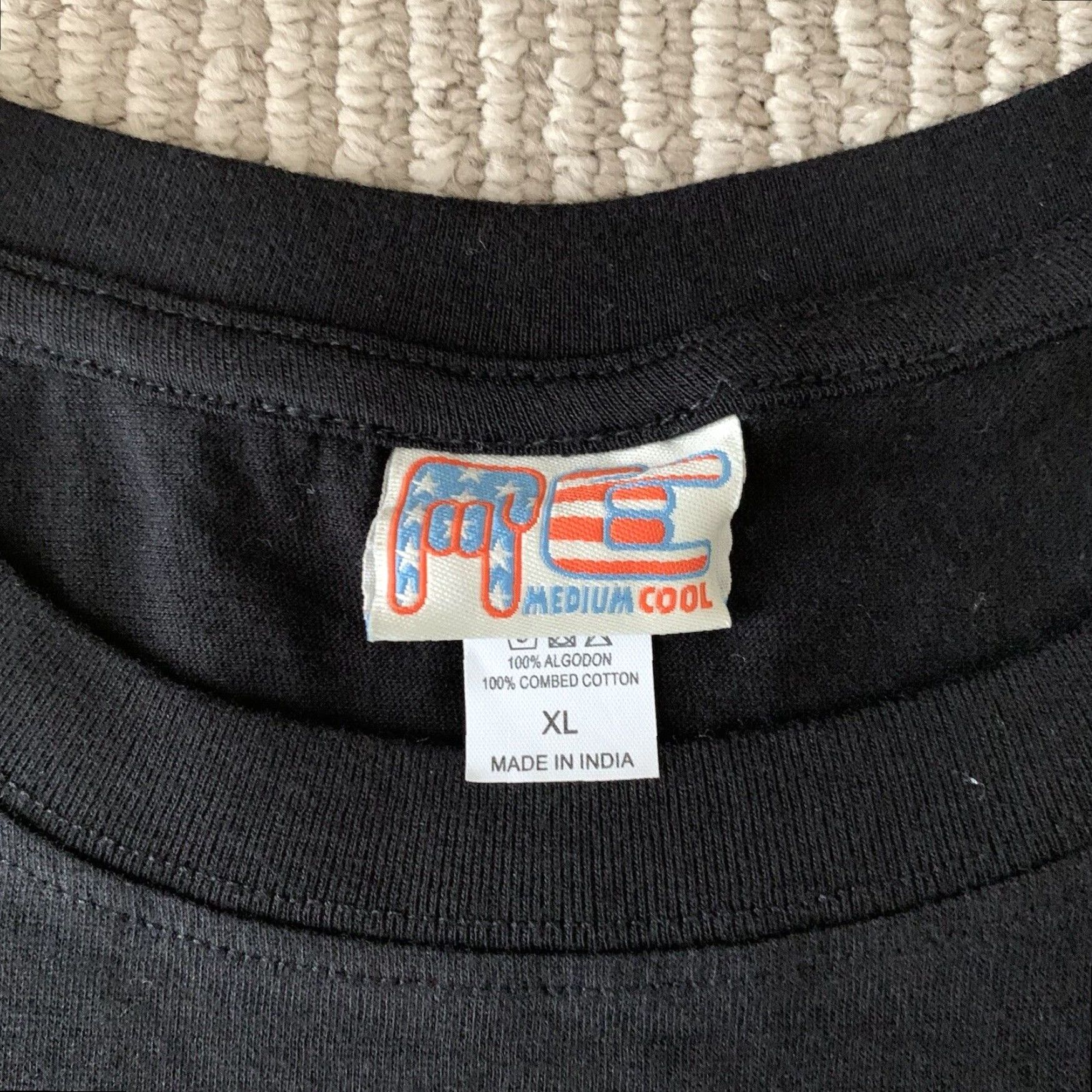 Vintage Genuine Jimi Hendrix Authentic LLC Medium Cool Luxury Brand Tee Shirt Extra Large Premium Black Playing Gibson Design Size US XL / EU 56 / 4 - 5 Thumbnail