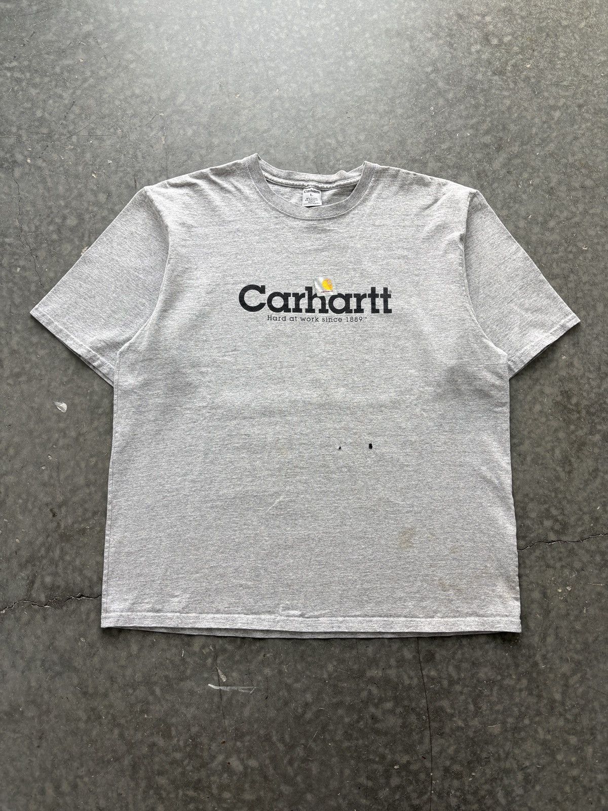 Carhartt Vintage Y2K Carhartt Logo Graphic Tee Size US L / EU 52-54 / 3 - 1 Thumbnail