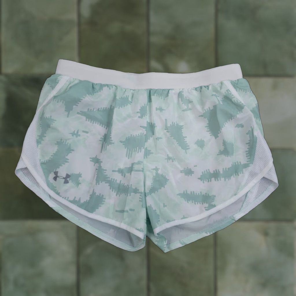 Under Armour Under Armour Women's Medium Green Running Shorts Size 31" - 1 Thumbnail