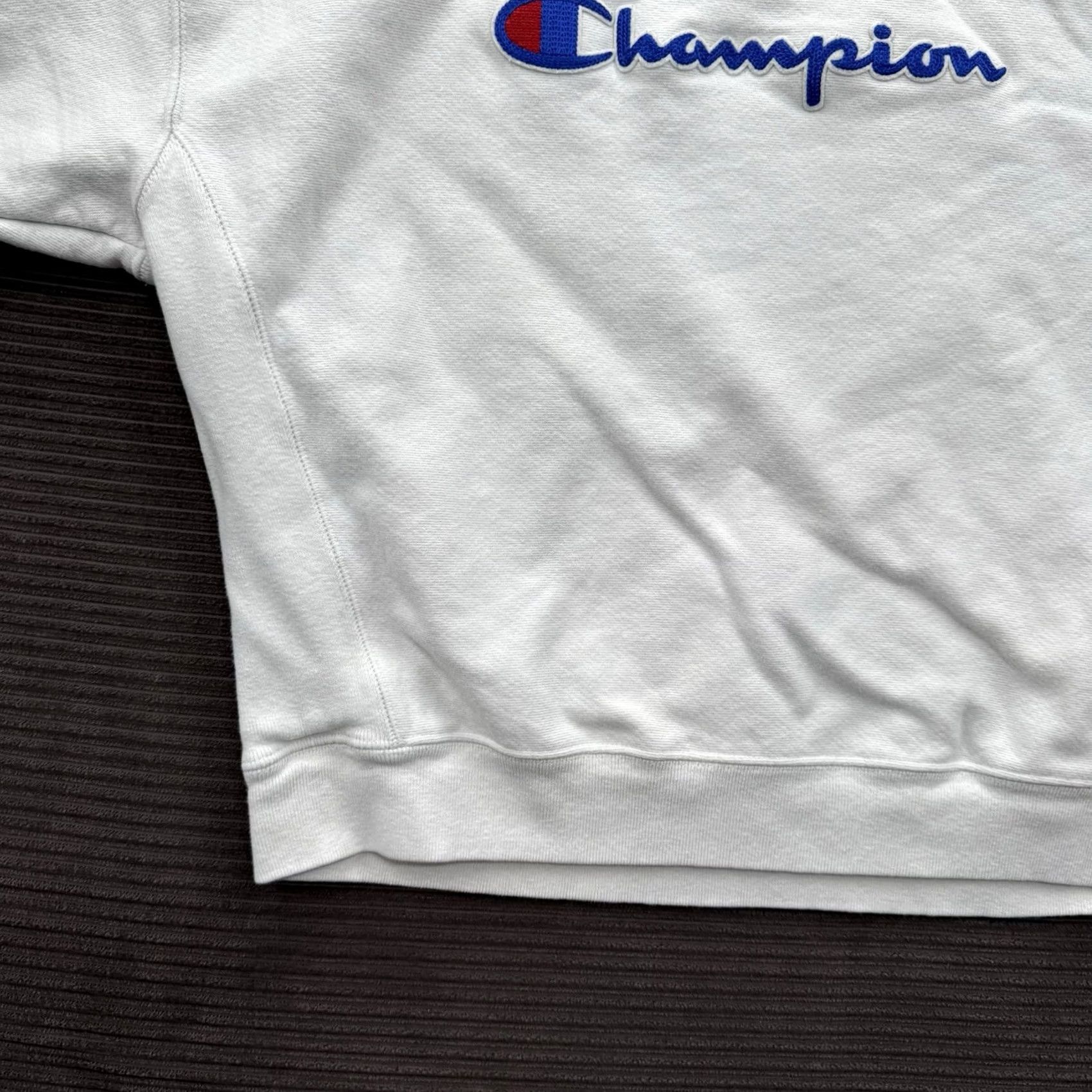 Champion Champion Sweatshirt Women XL White Cotton Pullover Crewneck Gym All Seasons Heavyweight Long Sleeve Regular Fit USA, Reverse Weave, Embroidered Logo Size XL / US 12-14 / IT 48-50 - 6 Thumbnail