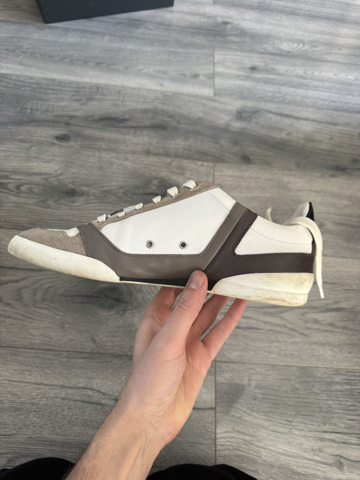 Dior White and Brown Leather Suede Low-Top Sneakers Size US 8 / EU 41 - 11 Thumbnail