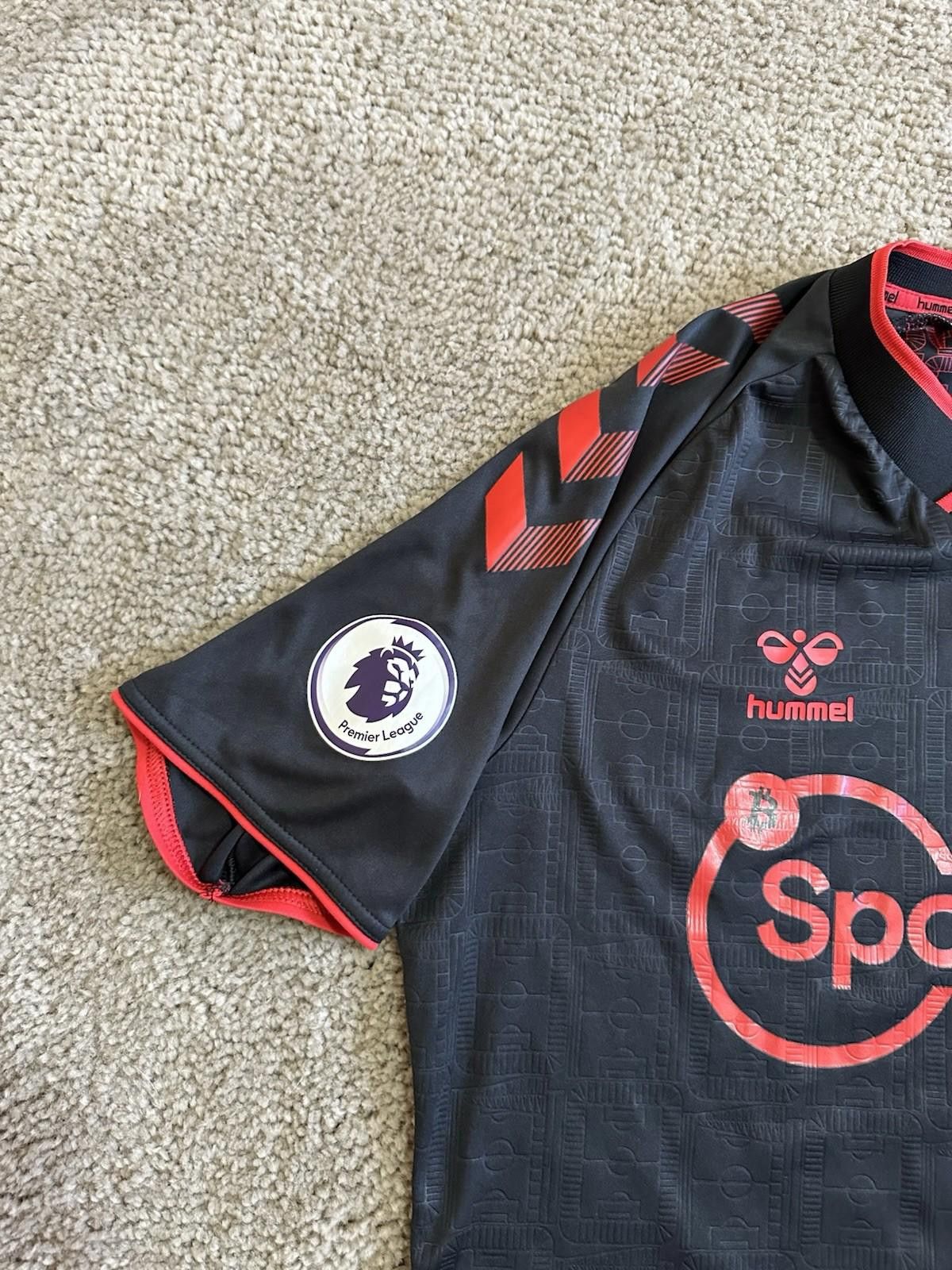 Hummel Southampton 2021-22 Football Shirt Jersey Ward-Prowse #8 Size US L / EU 52-54 / 3 - 5 Thumbnail
