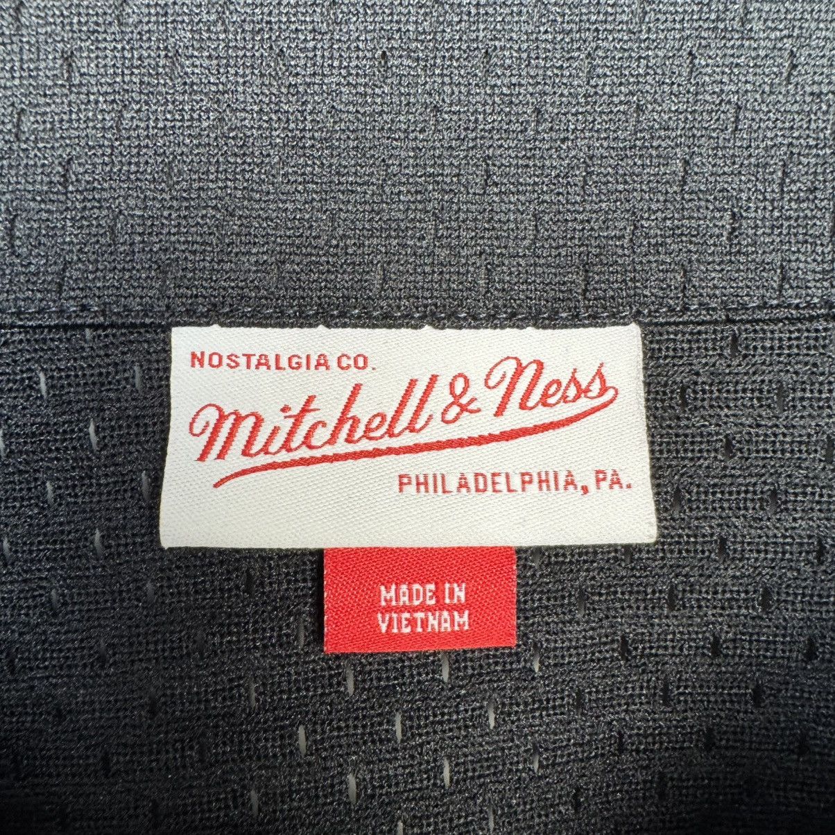 Mitchell & Ness Chicago Bulls Baseball Jersey NBA Mitchell & Ness Sz L Men Size US L / EU 52-54 / 3 - 4 Thumbnail