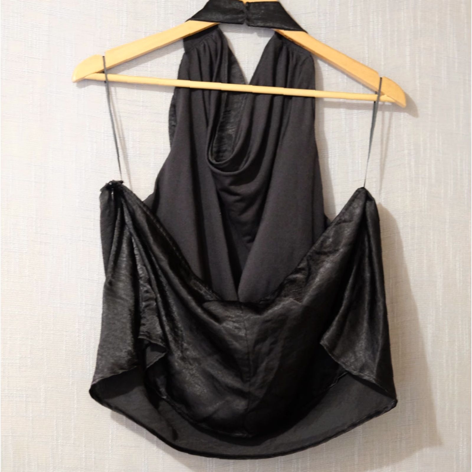 H&M NWT! H&M Black Halter Top Open Back Lightweight Satin Women's XXL Size XXL / US 16-18 / IT 52-54 - 4 Thumbnail