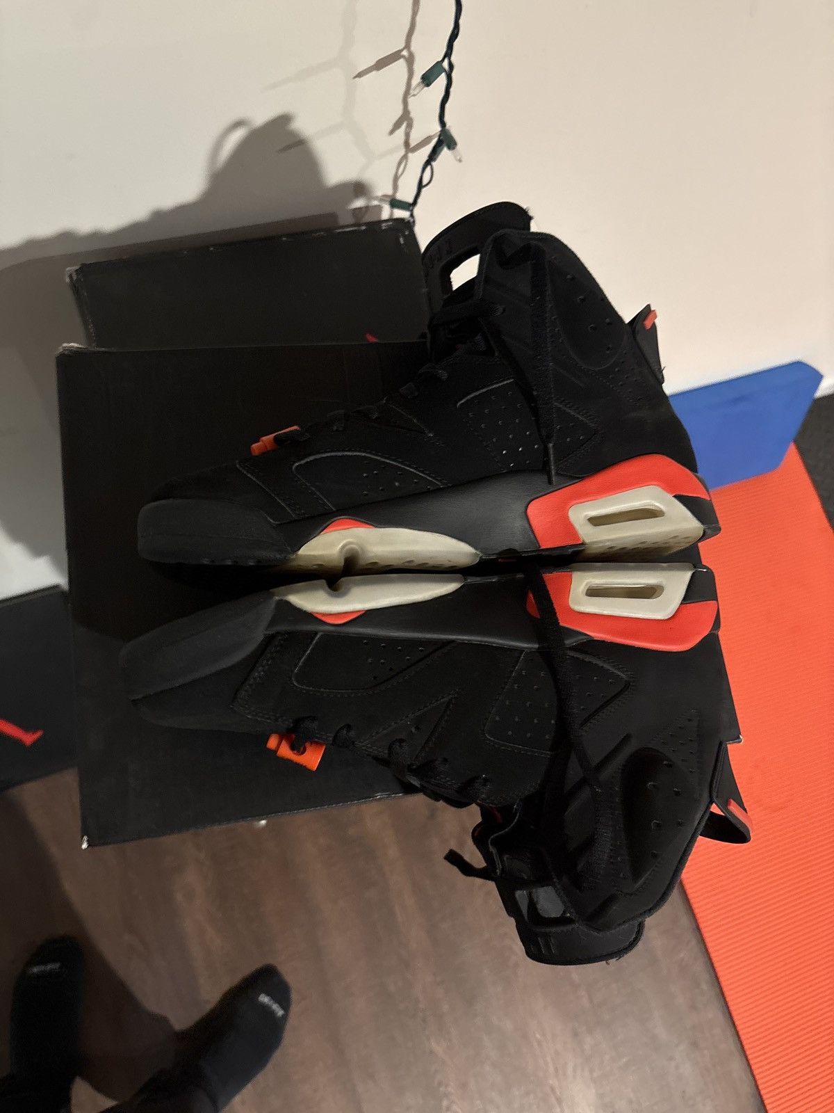 Jordan Brand Infared 6 Size US 11 / EU 44 - 2 Thumbnail