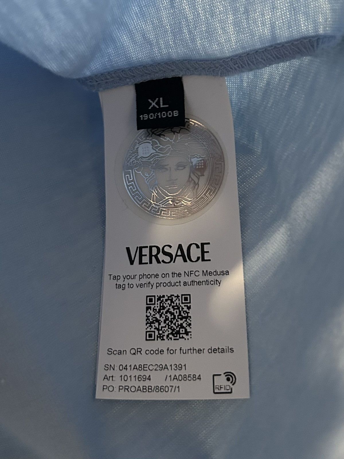 Versace Versace 90s Vintage Embroidered Logo Tee Size US XL / EU 56 / 4 - 3 Thumbnail