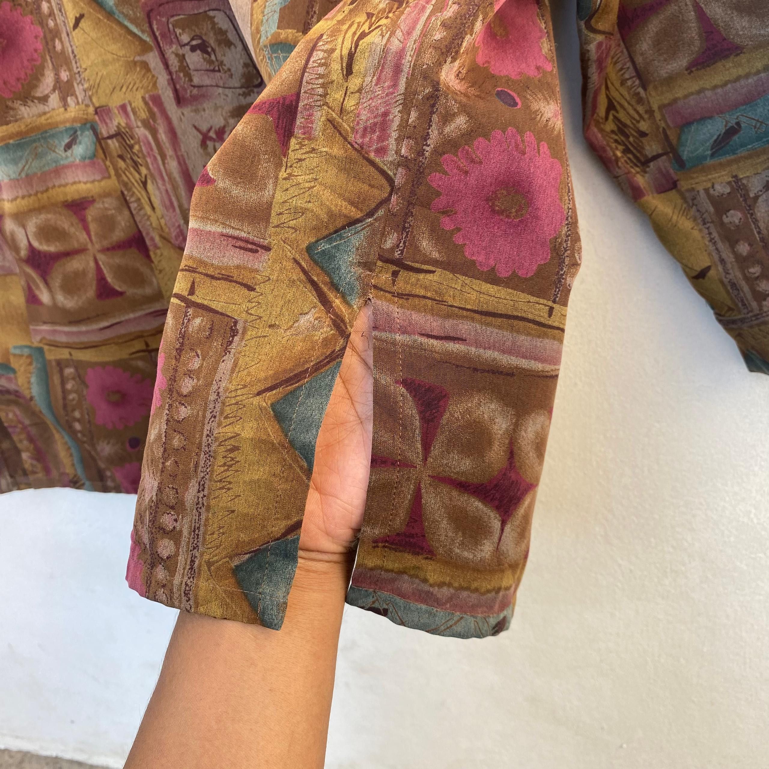 Vintage VINTAGE BLOUSE COLLARED LARGE SIZE ART ABSTRACT Size L / US 10 / IT 46 - 5 Thumbnail