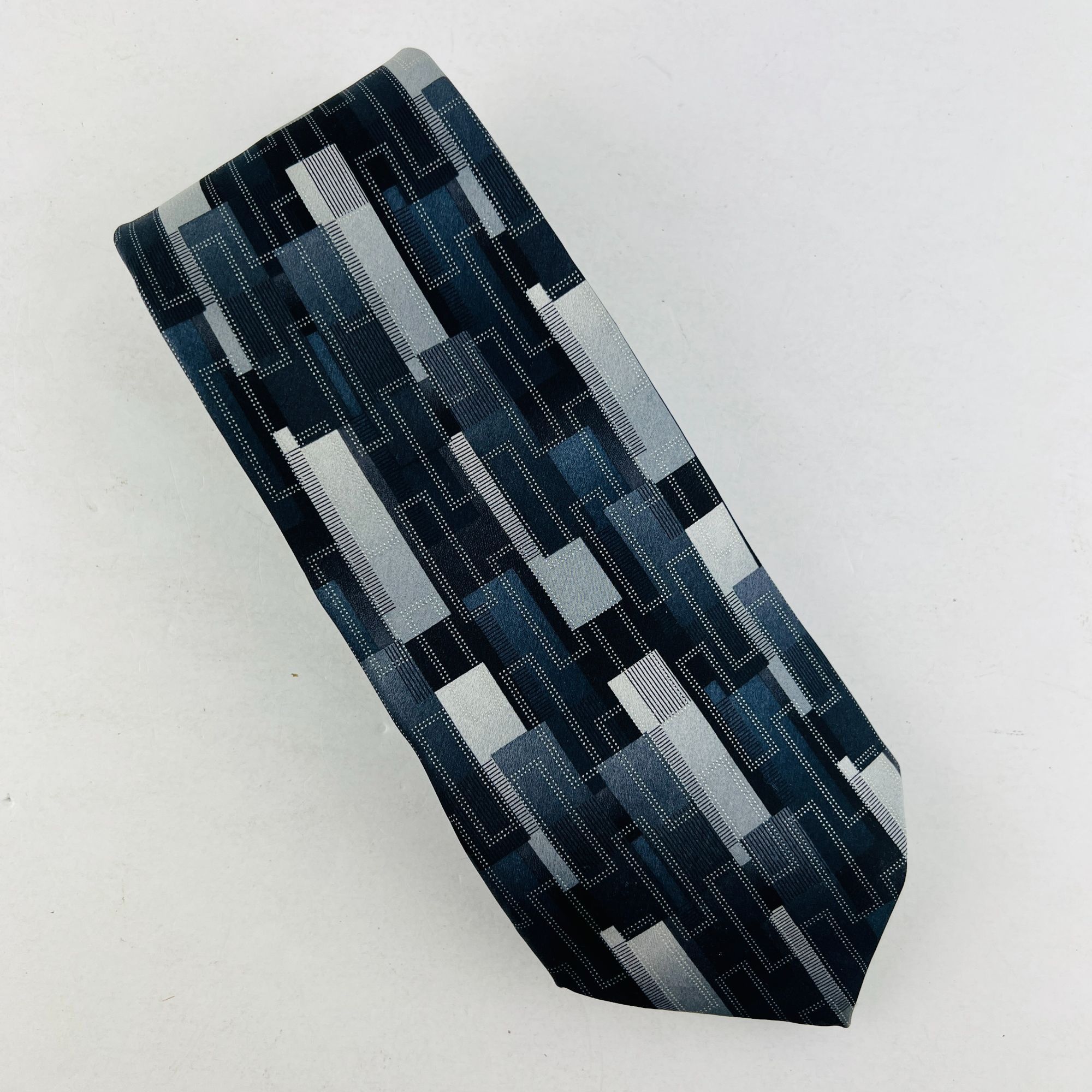 Arrow ARROW Dress Design Necktie Tie 100% Imported Silk Gray Blue Size ONE SIZE - 1 Thumbnail