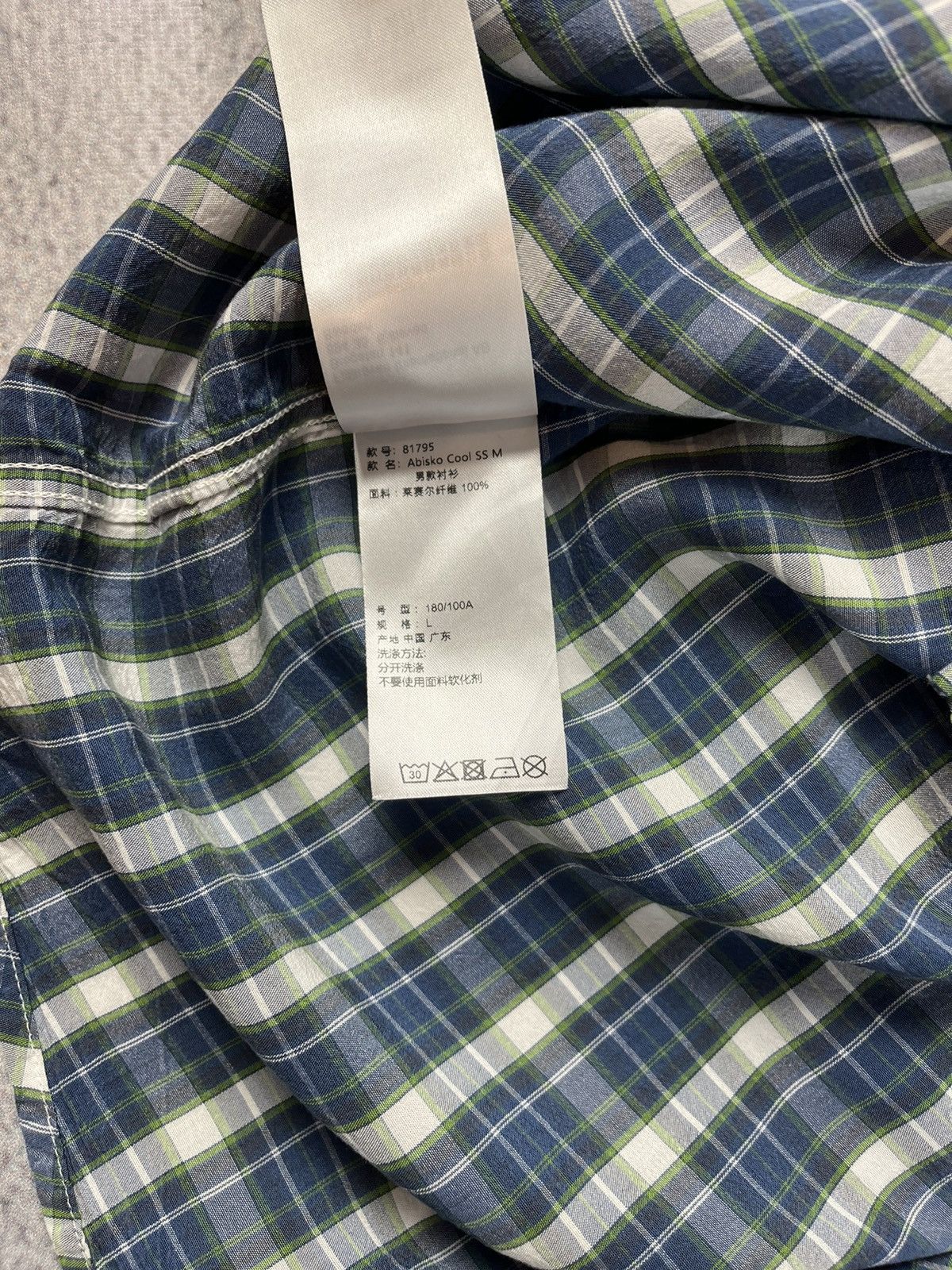 Fjallraven Fjallraven shirt sleeve shirt Size US L / EU 52-54 / 3 - 12 Thumbnail