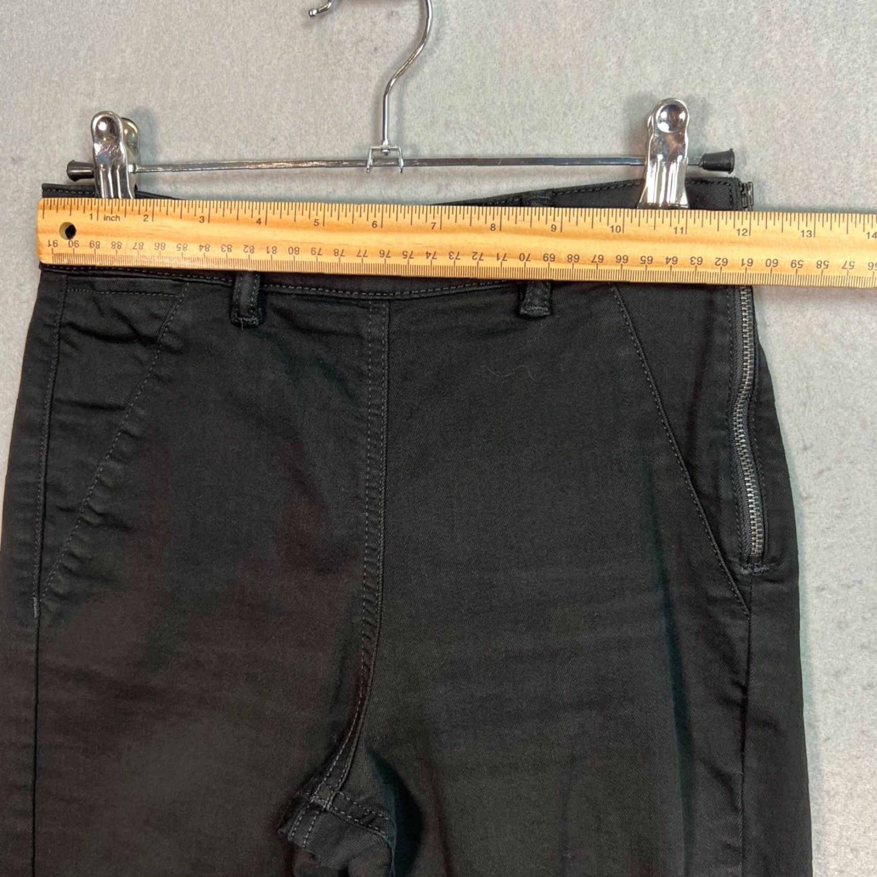 Reiss Reiss Jeans Womens Black Skinny Fit Size 25 Cotton Blend Denim 5-Pocket Stretch Size 42" / US 20 - 5 Thumbnail