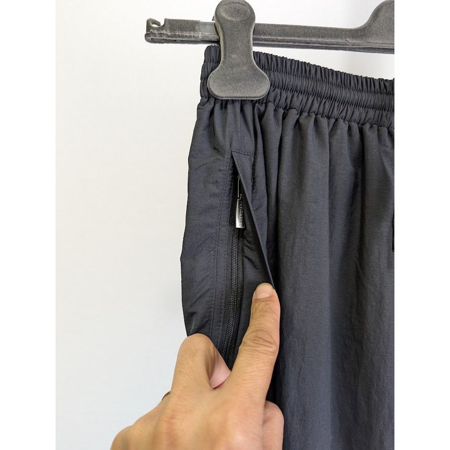 Balenciaga o1rshd1 Tracksuit Pants Nylon in Black Size US 28 / EU 44 - 7 Thumbnail