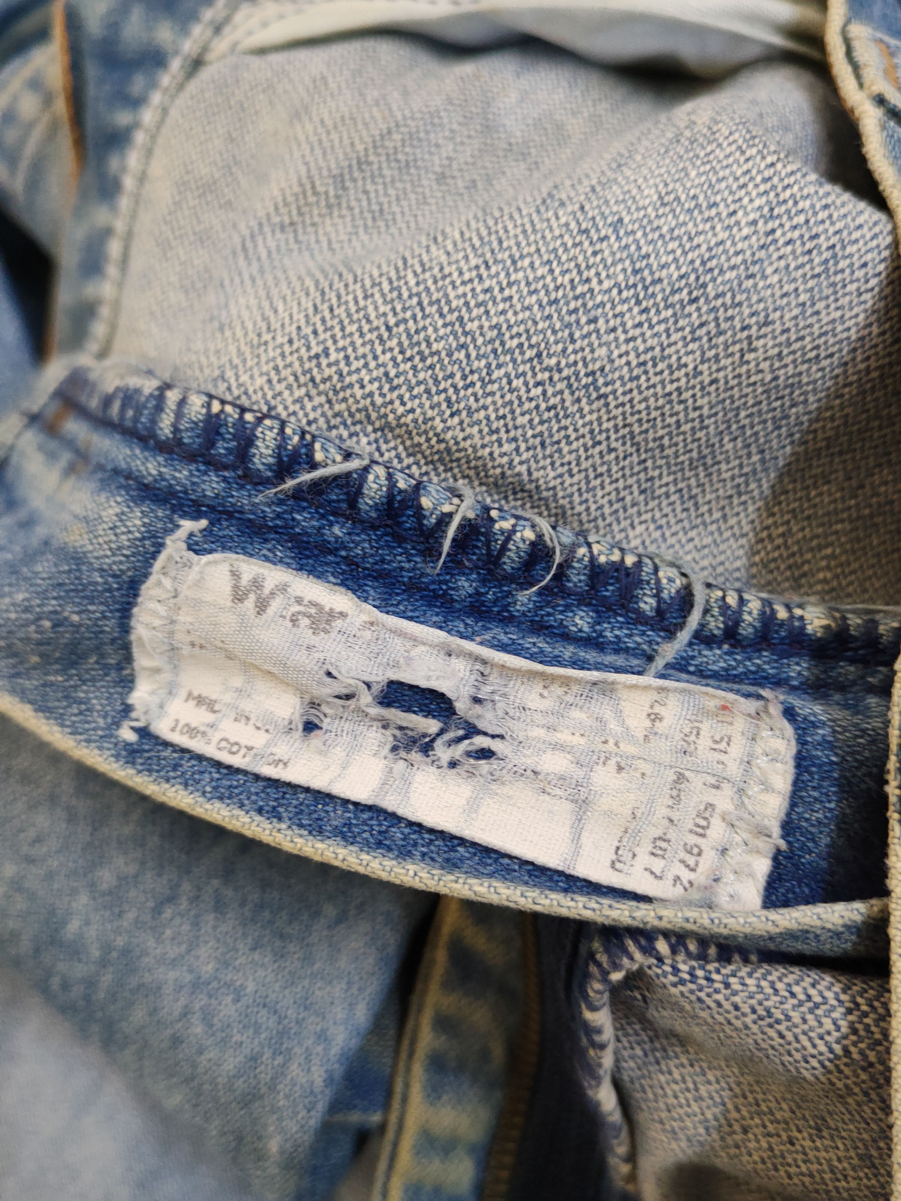 Japanese Brand Wrangler Blue Distressed Ripped denim Jeans #W1496 Size US 31 - 16 Thumbnail