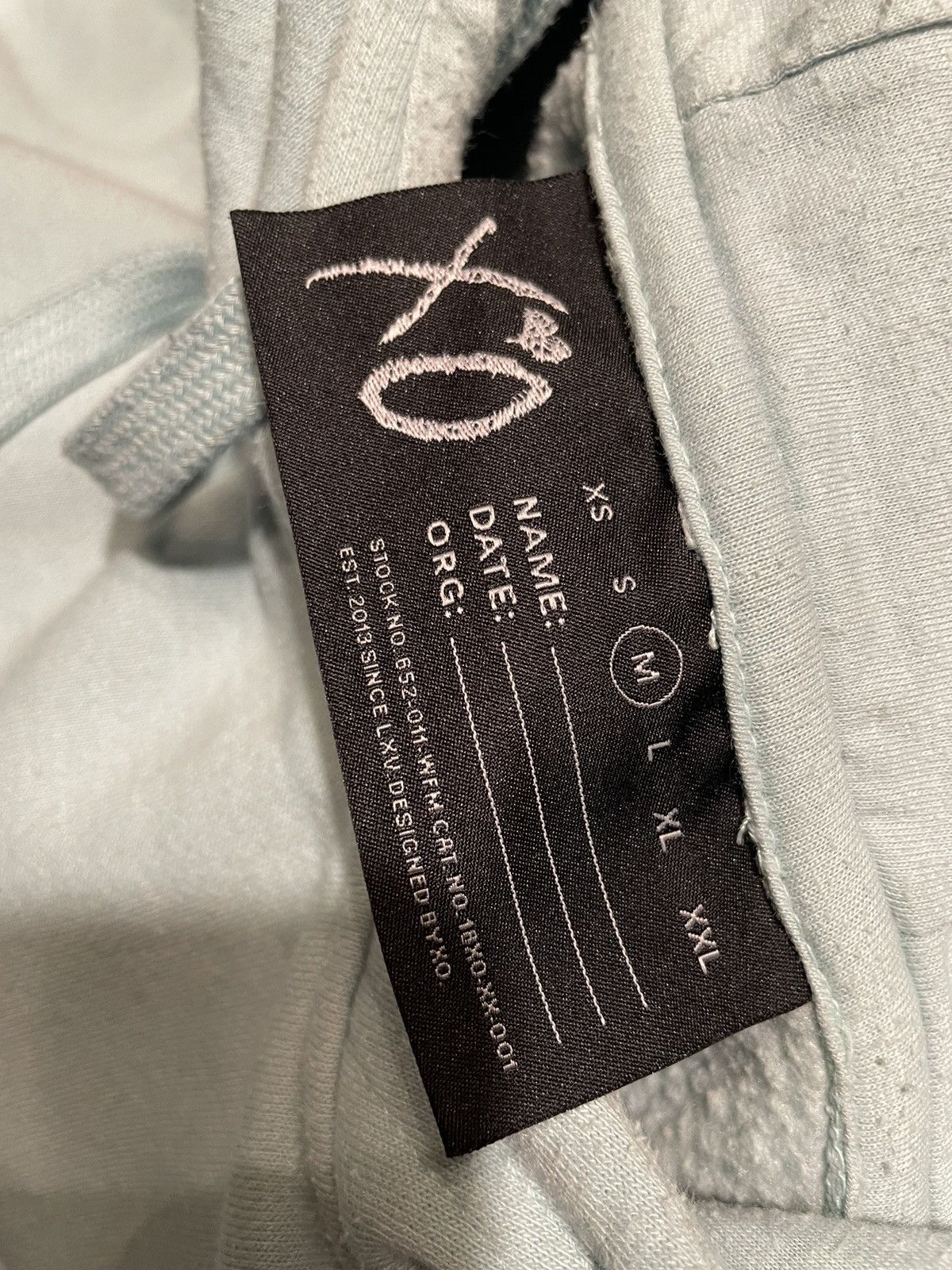 The Weeknd 5 YEAR ANNIVERSARY KISS LAND EMBROIDERED SKYLINE HOODIE Size US M / EU 48-50 / 2 - 5 Thumbnail