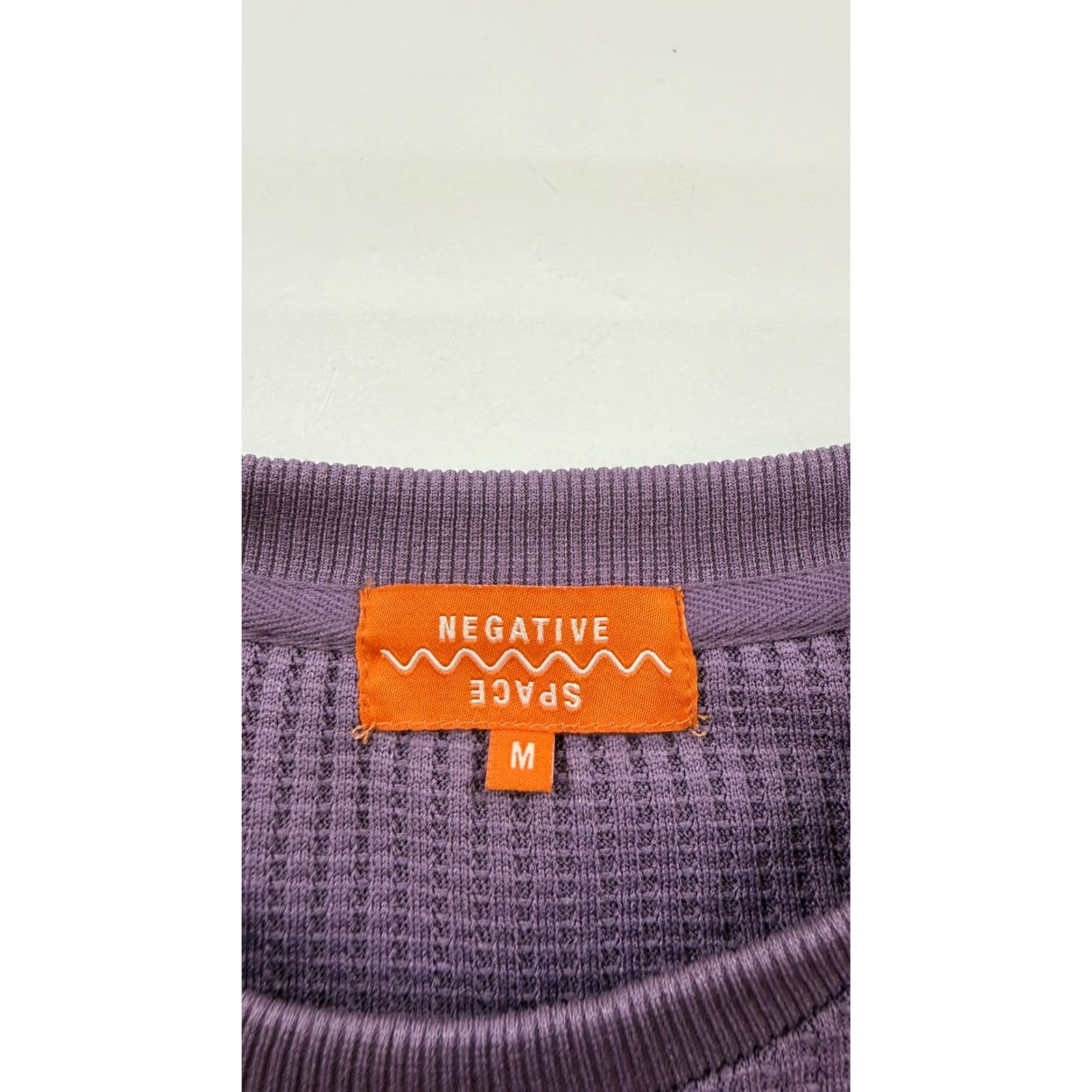 Vintage Negative Space Shirt Mens Medium Purple Waffle Knit Textured Crewneck Polyester Size US M / EU 48-50 / 2 - 4 Thumbnail