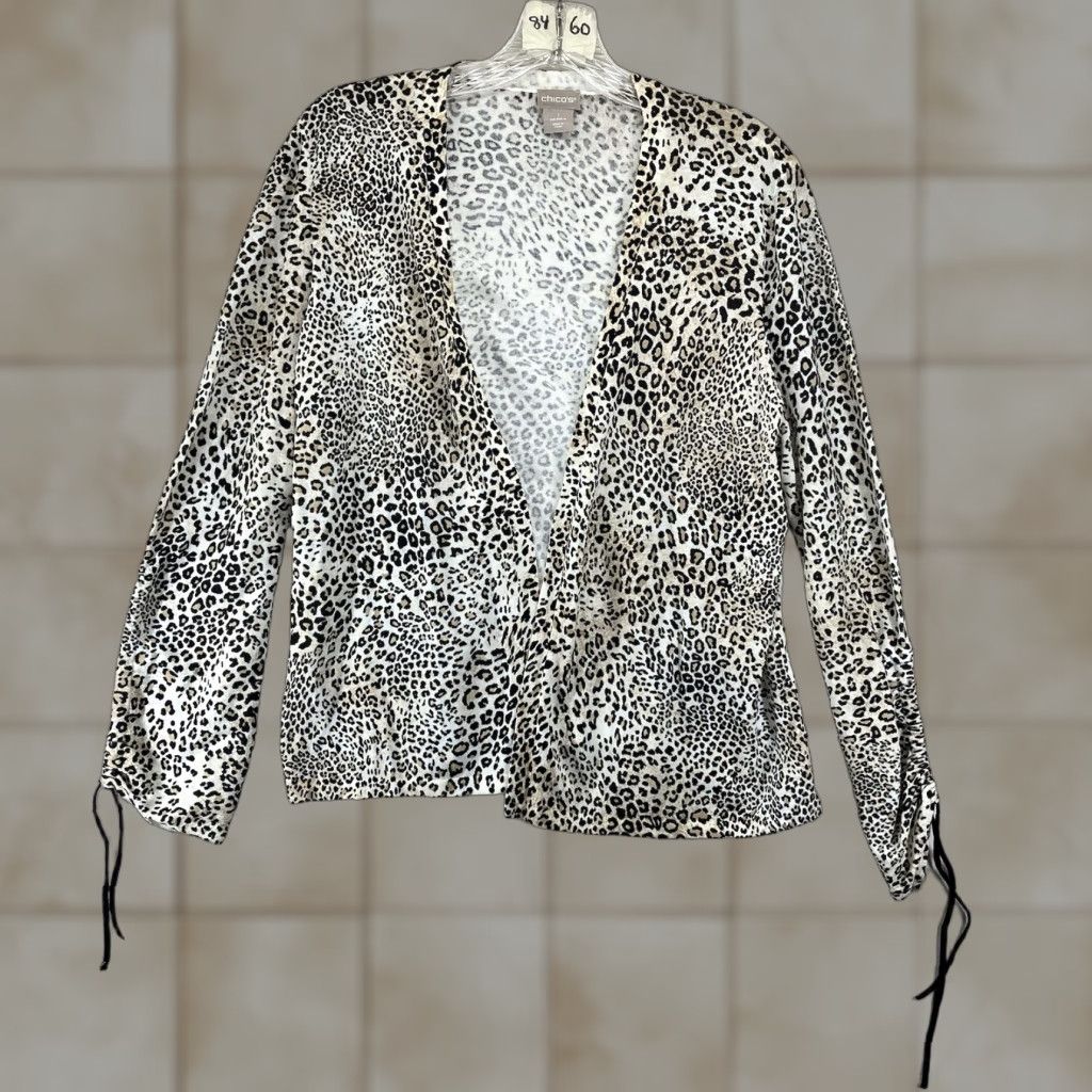 Vintage Chico's Women's Cardigan Open-Front Leopard Animal Print Knit Sweater M Beige Lightweight 3/4 Sleeve Fall Winter Size M / US 6-8 / IT 42-44 - 1 Thumbnail