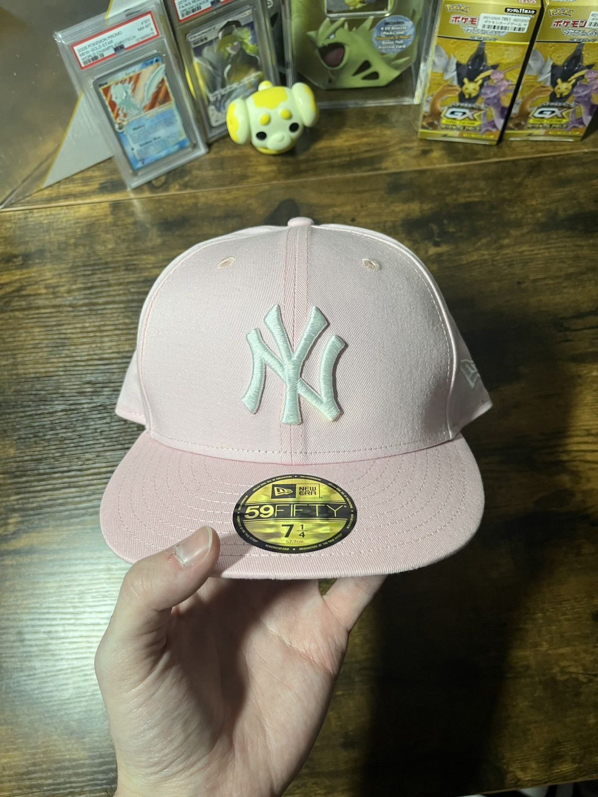New York Yankees Pink ny yankees fitted hat 7 1/4 Size ONE SIZE - 1 Thumbnail