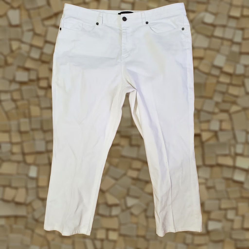 Brooks Brothers Brooks Brothers Pants Women's 16 Solid White Chino Cotton Spandex Flat Front Zip Button High Rise Straight Leg 25in Inseam Regular Size 38" / US 16 / IT 52 - 1 Thumbnail
