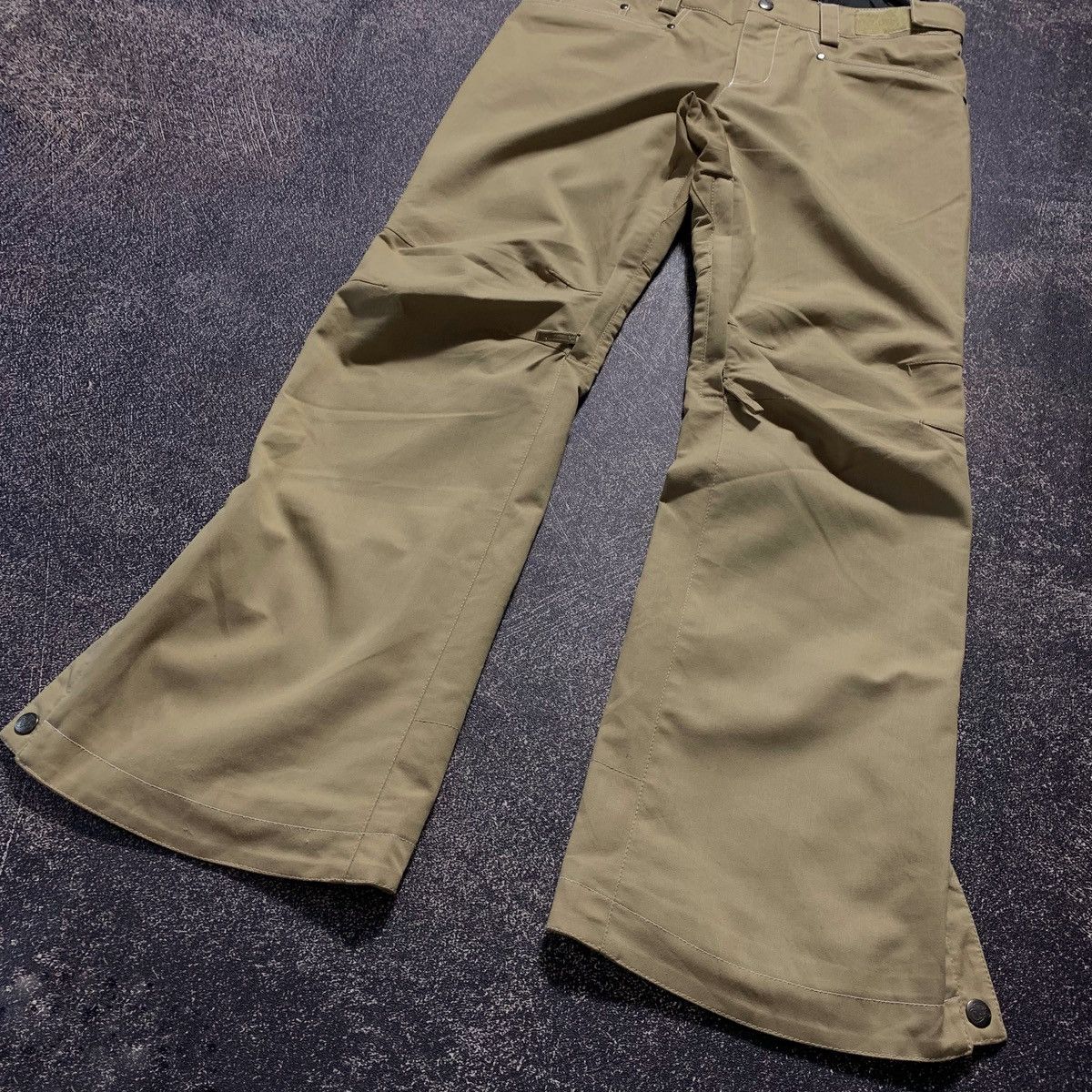 Japanese Brand 2000s Queen Bee Bondage Flare Double Waist Ifsix Lgb Style Size US 35 - 5 Thumbnail