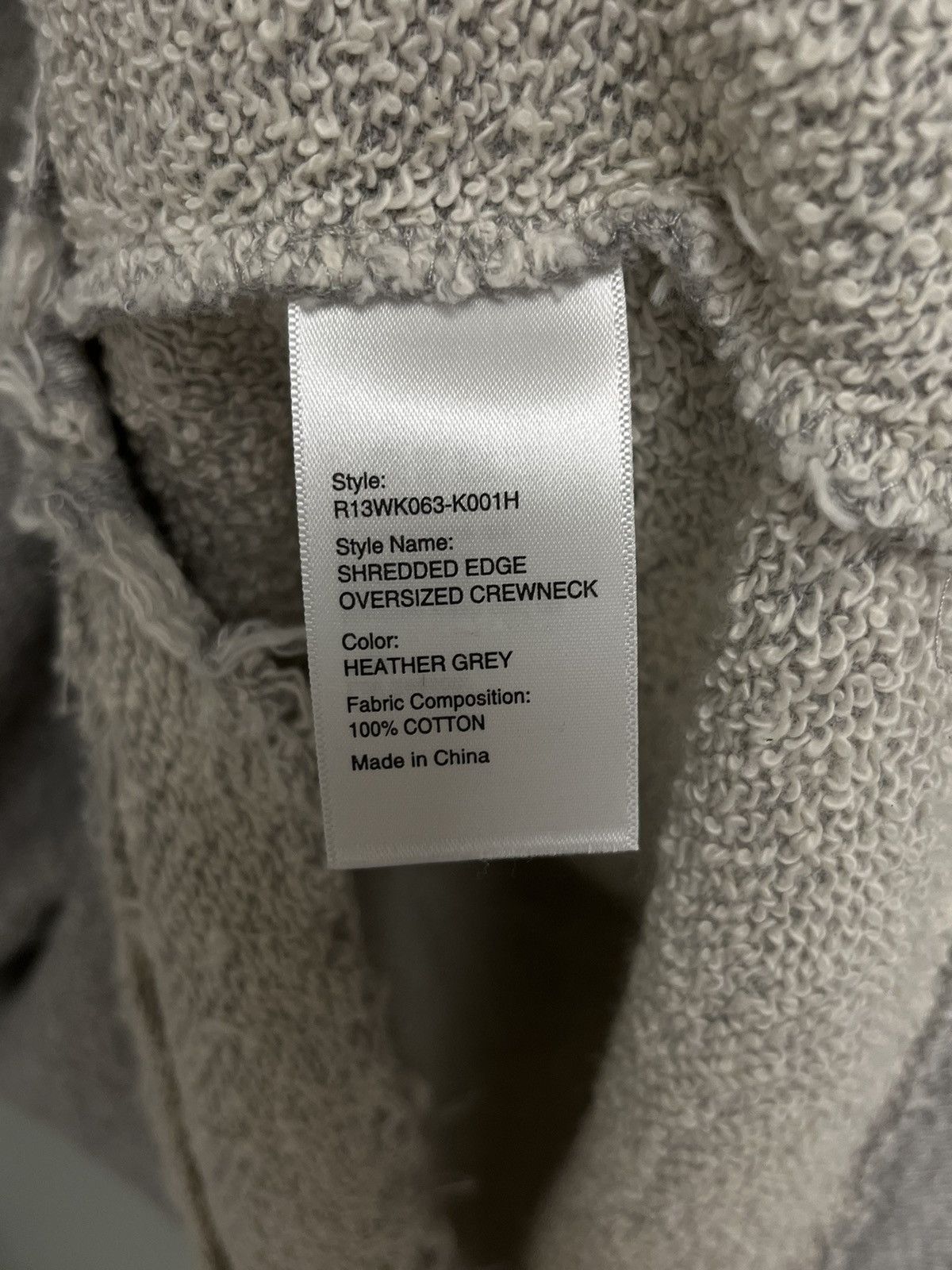 R13 Shredded Edge Oversized Crewneck. Medium Size M / US 6-8 / IT 42-44 - 7 Thumbnail