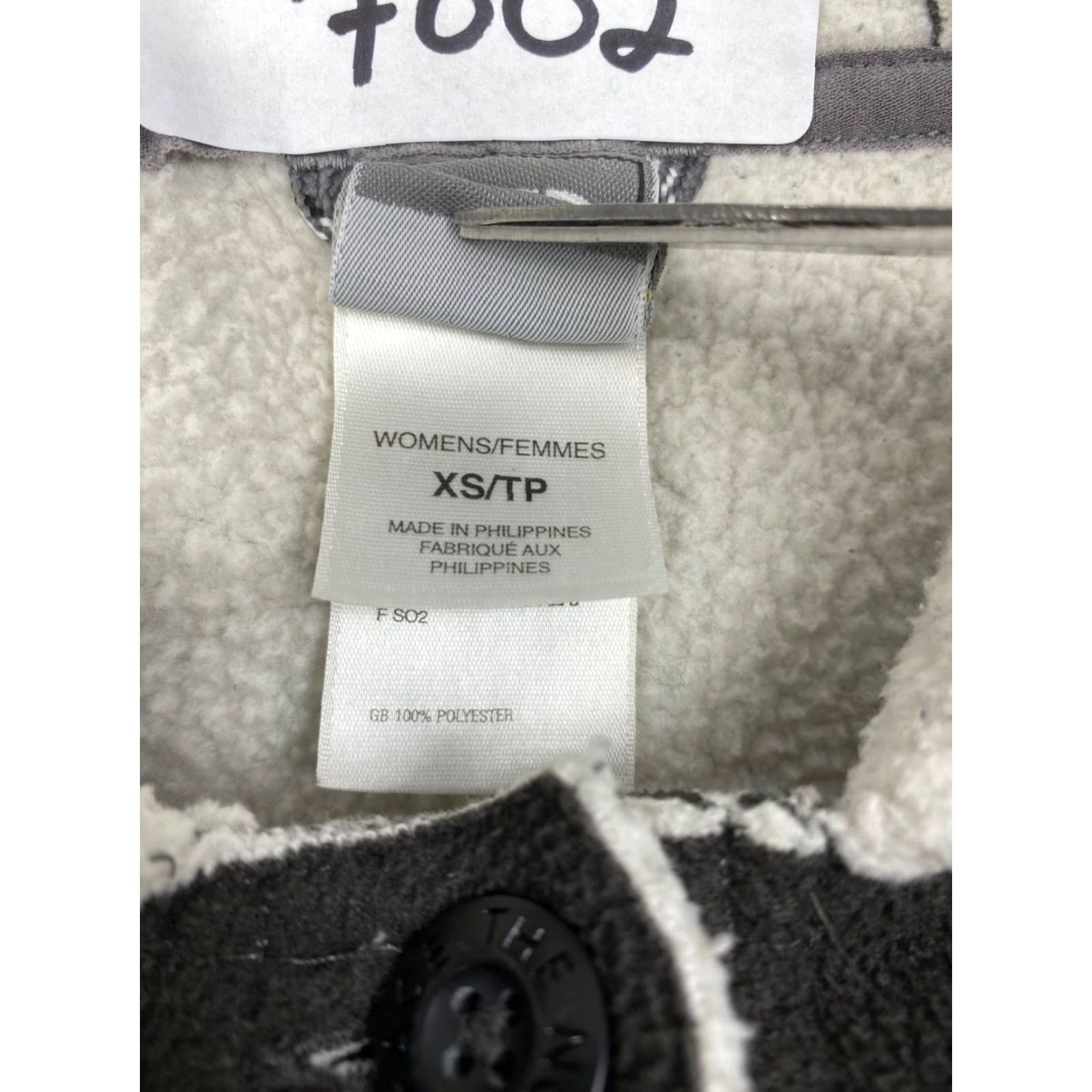 The North Face The North Face Jacket Womens XS Gray Casual Outdoor Button Size XS / US 0-2 / IT 36-38 - 3 Thumbnail