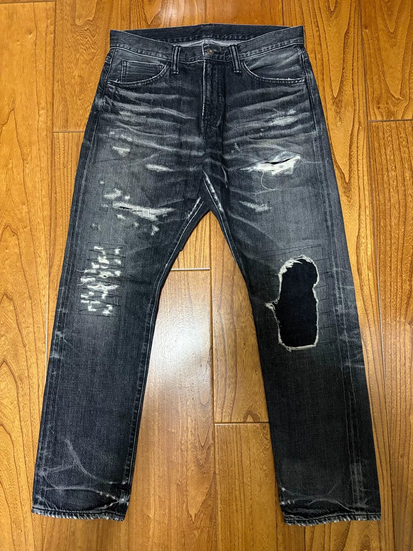 Vanquish sequel fragment denim pants with distressing Size US 32 / EU 48 - 1 Thumbnail