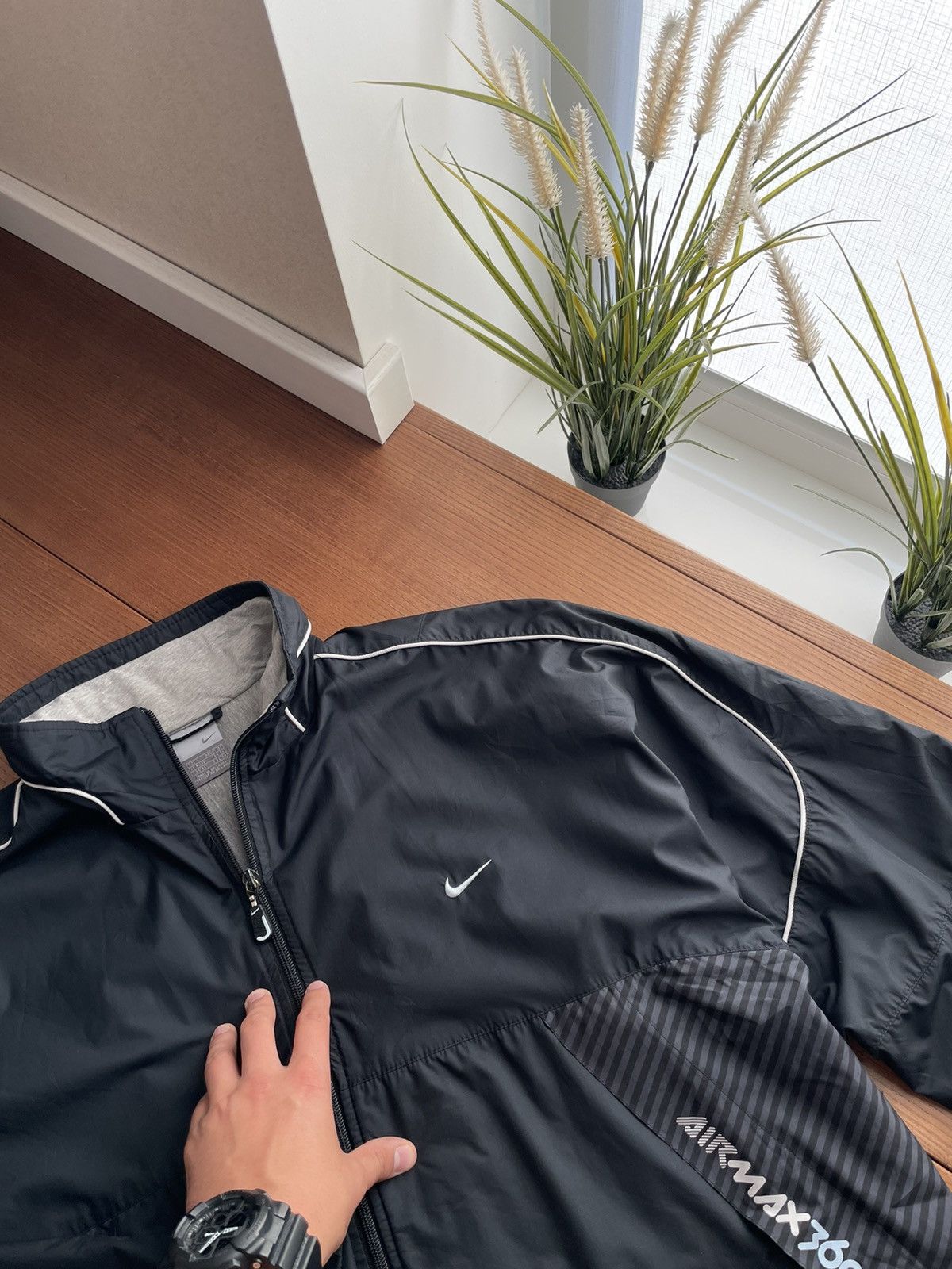 Nike × Vintage Vintage Nike Y2K AirMax 360 Logo Nylon Drill Jacket Bomber Size US L / EU 52-54 / 3 - 8 Thumbnail