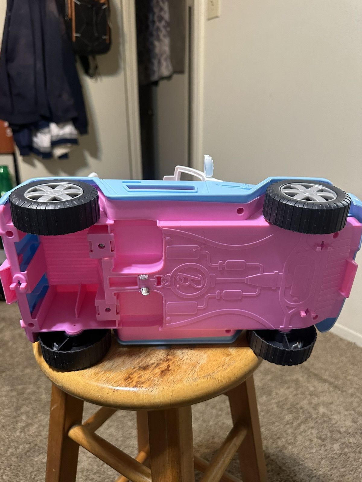 Jeep Vintage Barbie Jeep beach cruiser 90s Size US L / EU 52-54 / 3 - 6 Thumbnail