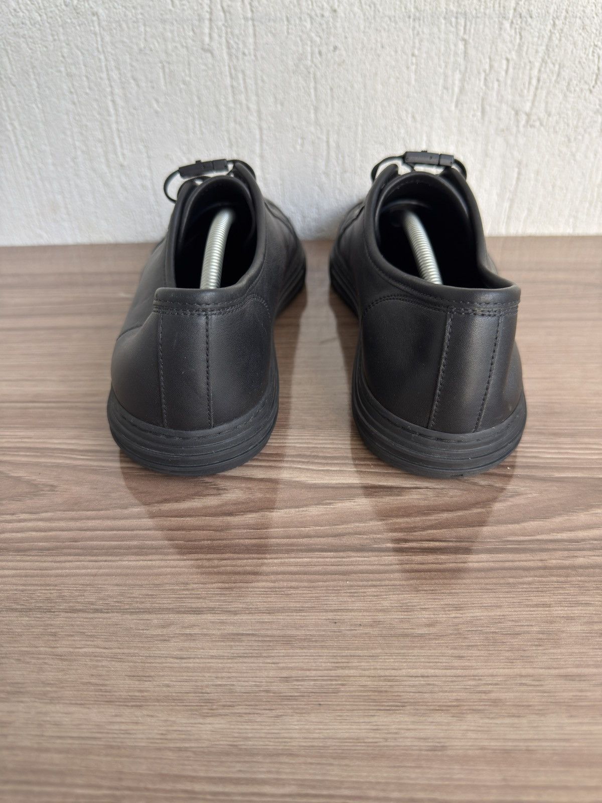 Gucci Lace up leather sneakers Size US 10 / EU 43 - 13 Thumbnail