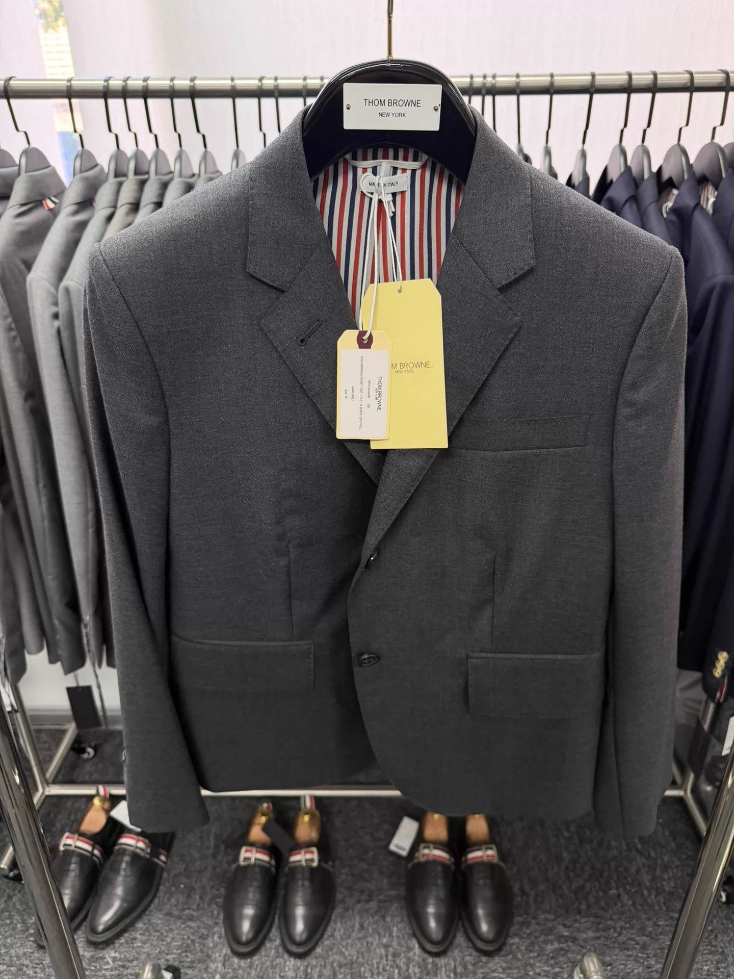 Thom Browne Thom Browne Deep Gray Classic Blazer Size 46 Size L / US 10 / IT 46 - 1 Thumbnail