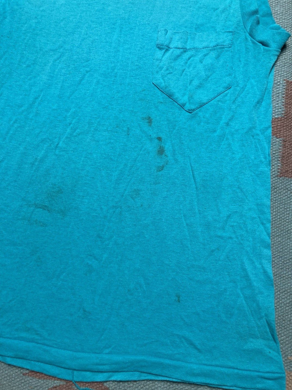 Vintage Vintage 80s pocket t shirt blank teal blue soft adult medium Size US M / EU 48-50 / 2 - 3 Thumbnail