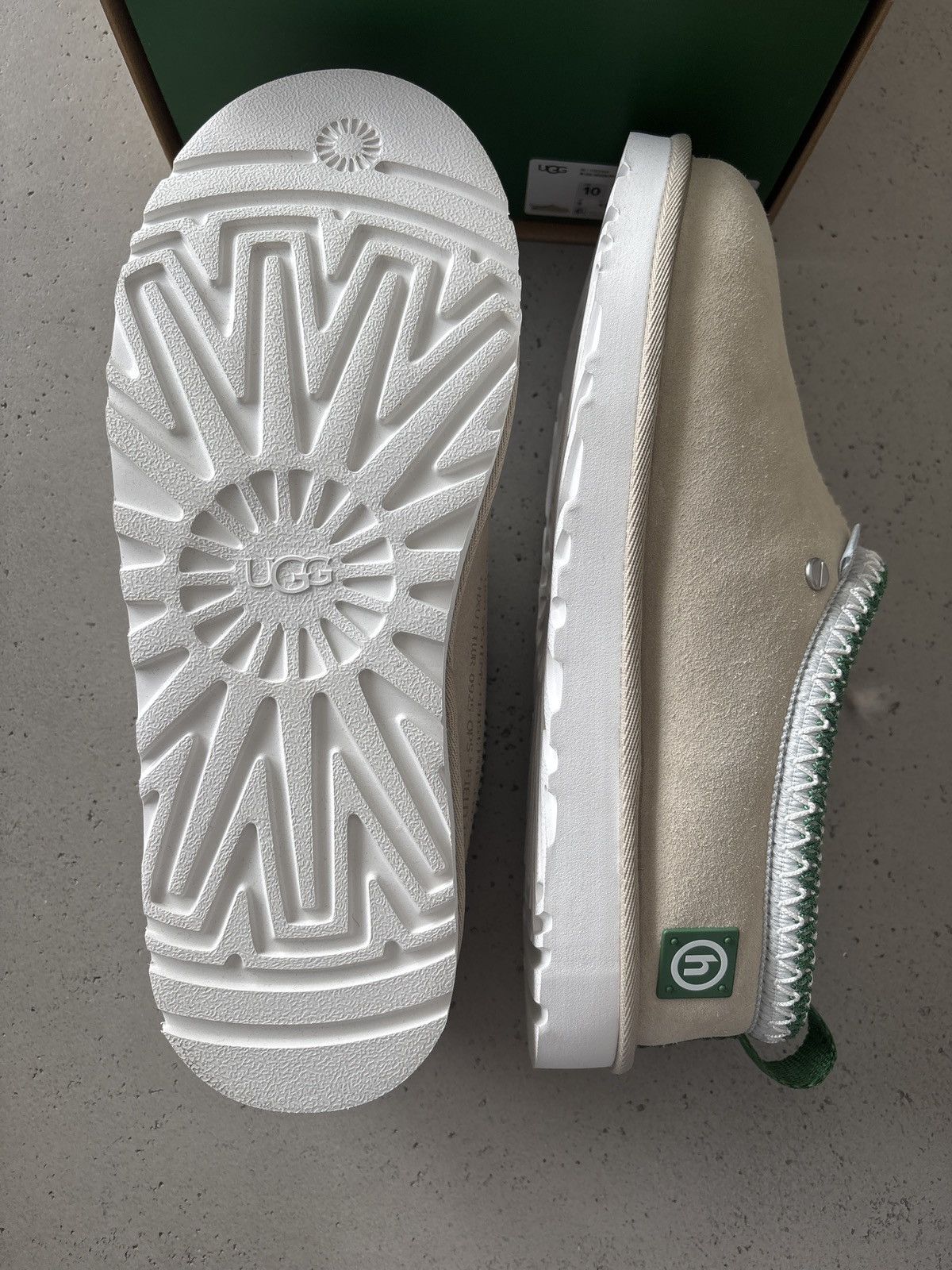HIDDEN HIDDEN x UGG Low Top Slippers Size US 10 / EU 43 - 4 Thumbnail