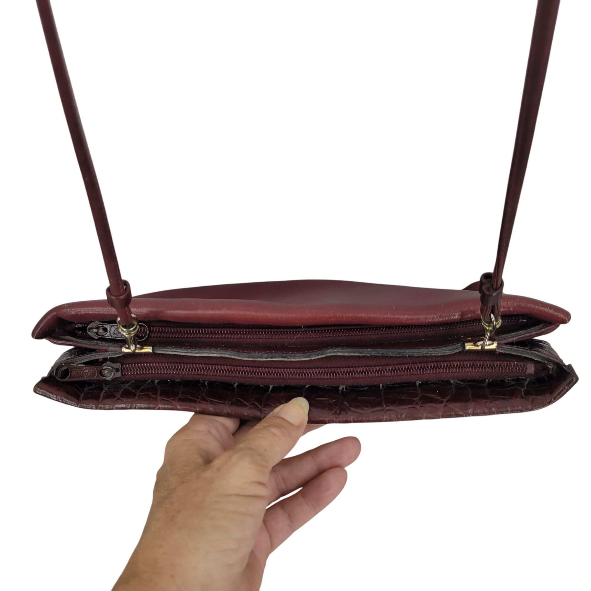 Etienne Aigner Vtg Oxblood Burgundy Wine Leather Embossed Croc Convertible Size ONE SIZE - 12 Thumbnail