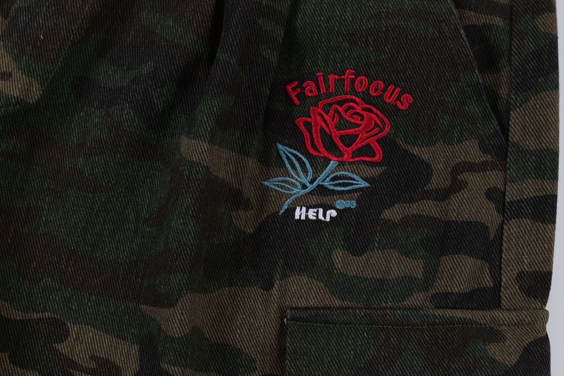 Japanese Brand × Jean Men's oversize embroidered rose camouflage denim shorts Size US 32 / EU 48 - 6 Thumbnail
