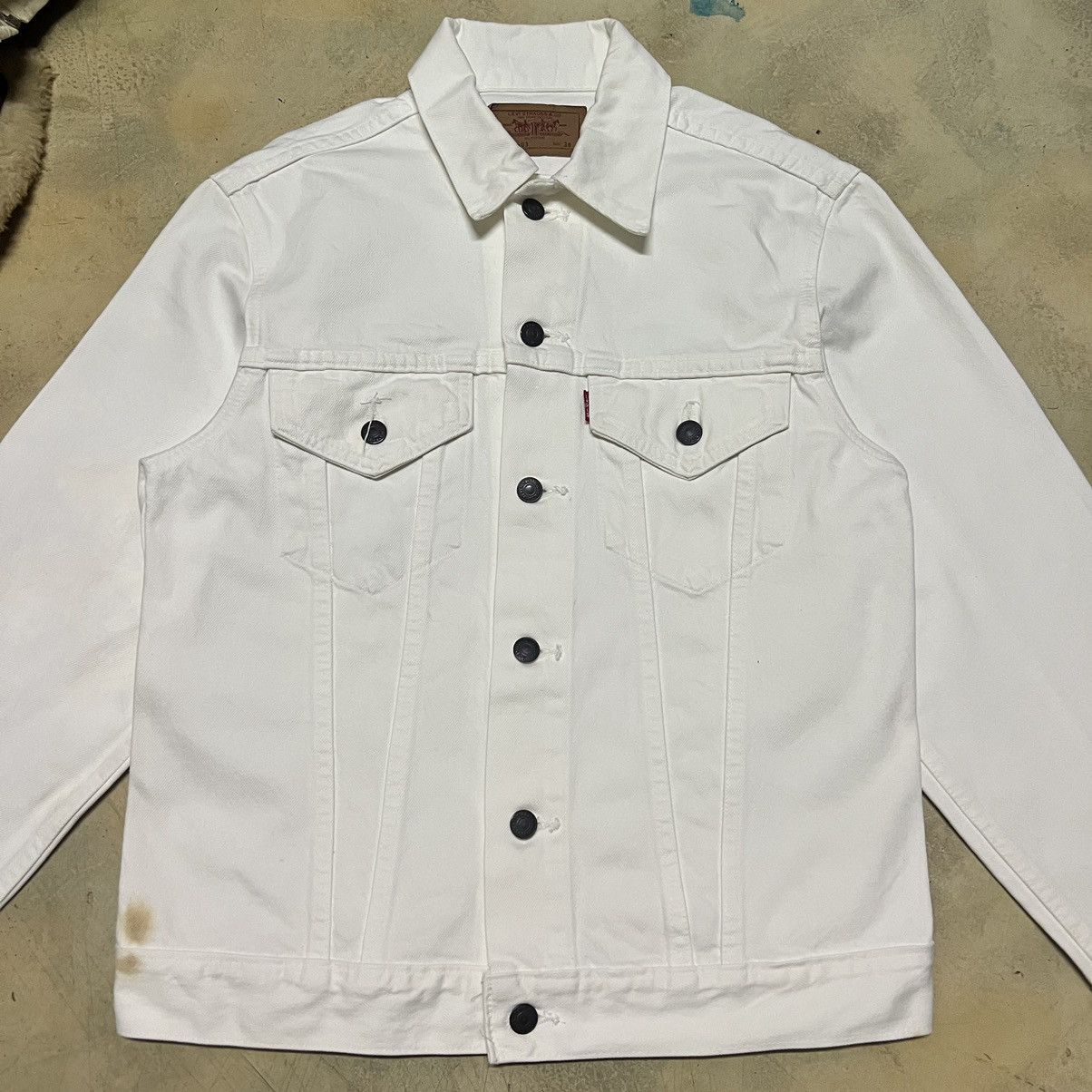 Levi's Vintage Levis White Denim Jacket Size US M / EU 48-50 / 2 - 3 Thumbnail