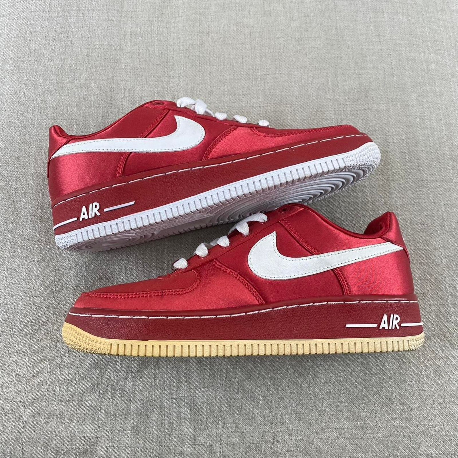 Nike 2007 Nike Air Force 1 Low “Valentine’s Day Satin” Size US 5.5 / IT 35.5 - 3 Thumbnail
