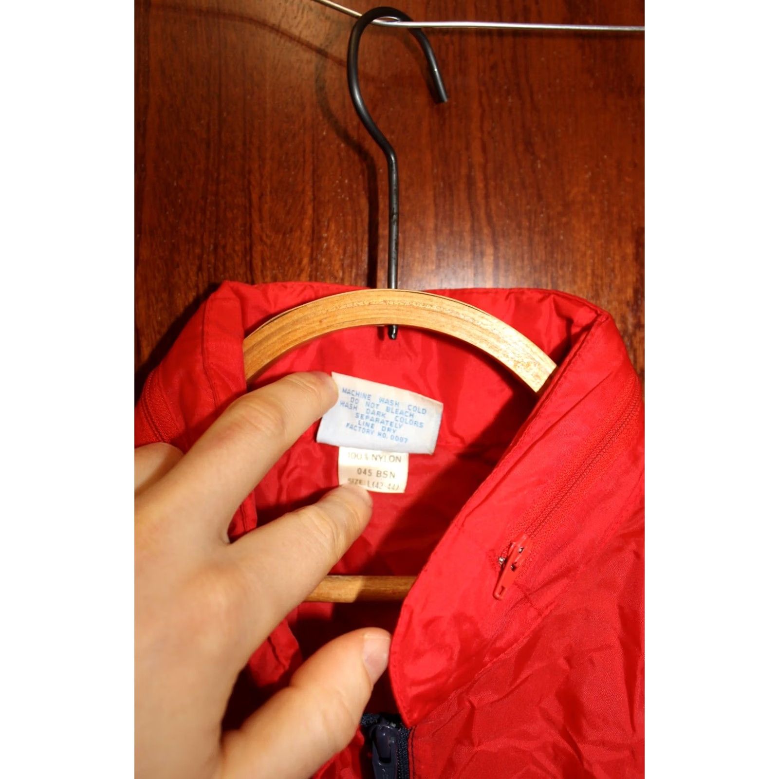 Adidas VINTAGE Adidas Track Jacket Shirt Unisex Adults L red/blue Nylon Zip Long Sleeve Regular All Seasons 1980s Modern Retro Size US L / EU 52-54 / 3 - 6 Thumbnail