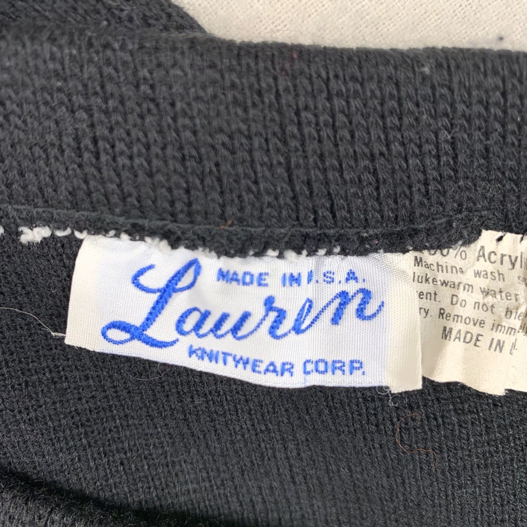 Vintage Classic Black Acrylic Long Skirt Women’s 37" Lauren Knitwear USA Size 25" / US 0 / IT 36 - 5 Thumbnail