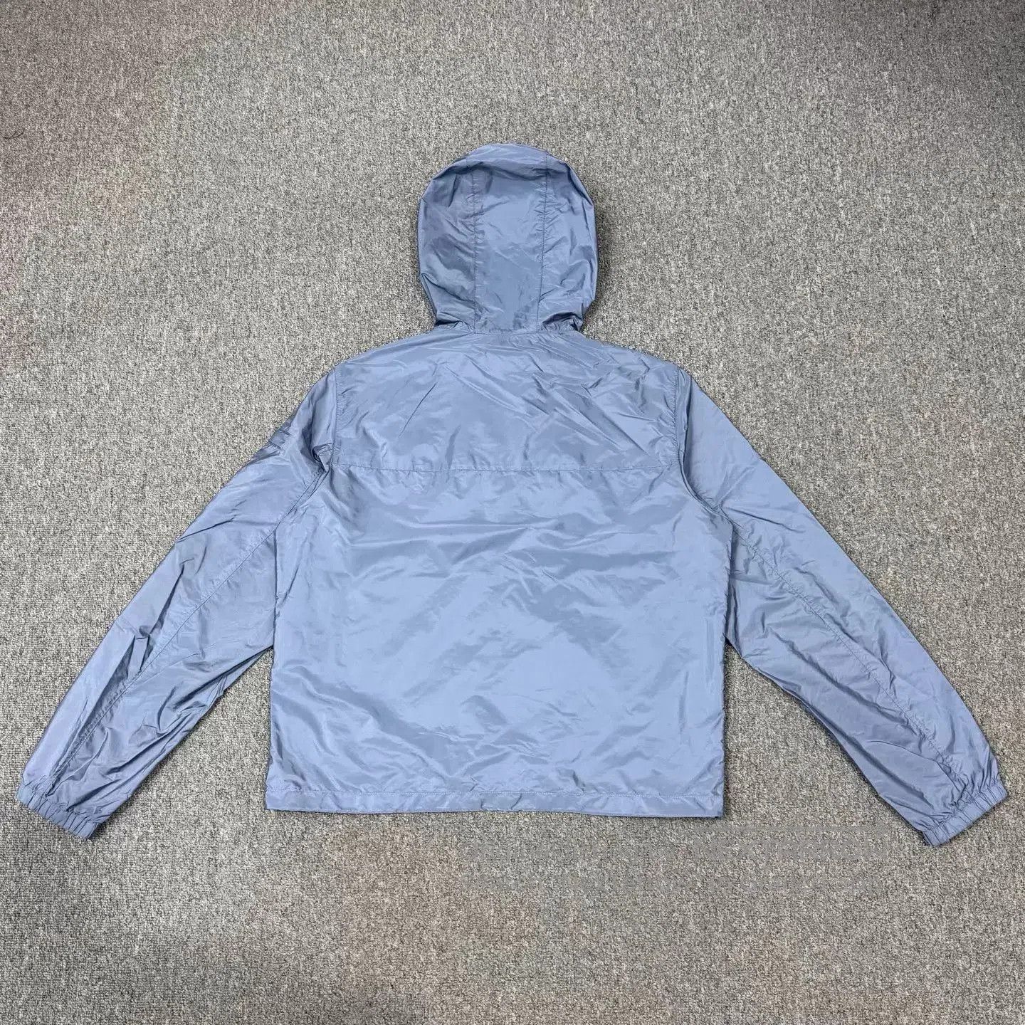Prada Blue Hooded Lightweight Jacket Size L. Size US L / EU 52-54 / 3 - 2 Thumbnail