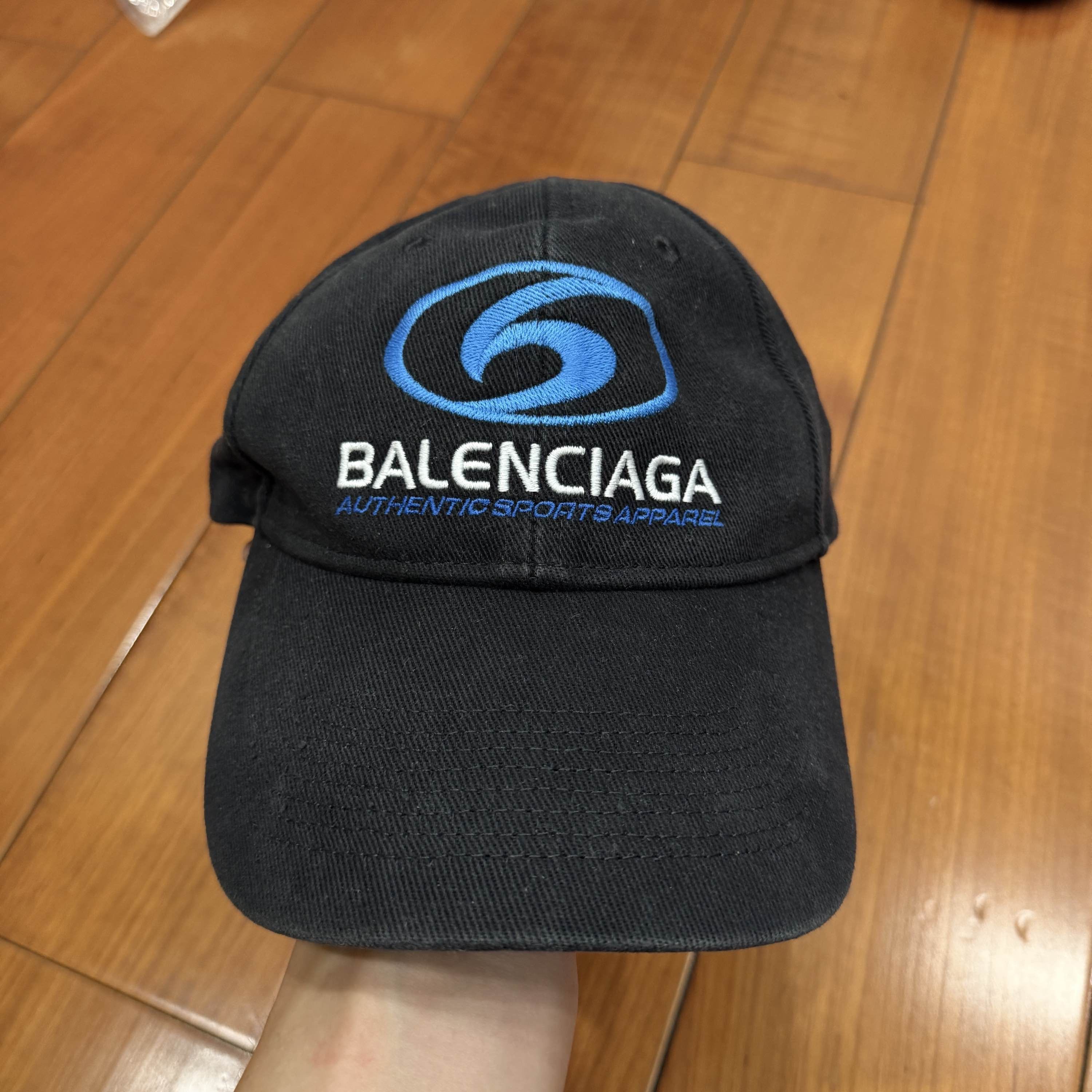Balenciaga New Winter 18 WFP World Food Programme Cap (L) 59 CM