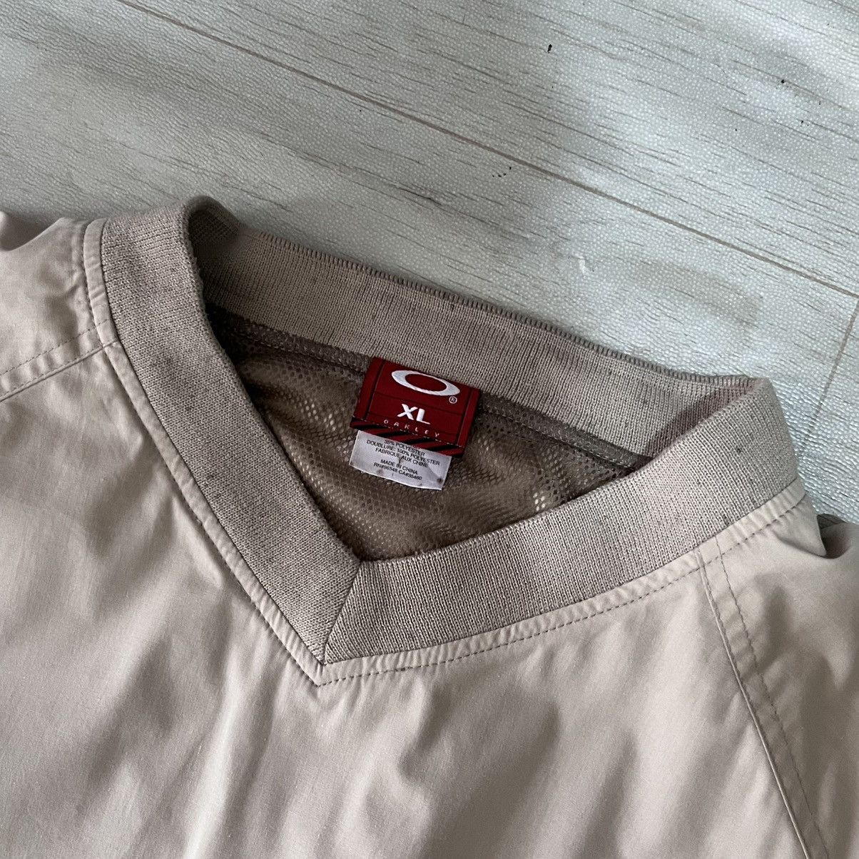Oakley Vintage oakley vneck jacket Size US XL / EU 56 / 4 - 4 Thumbnail