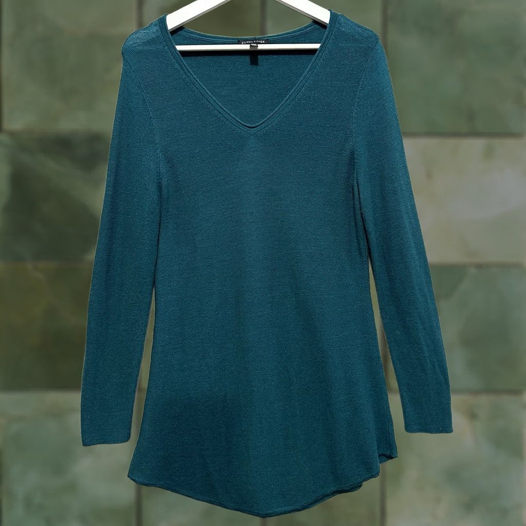 Eileen Fisher Eileen Fisher Women's Teal Blue 100% Merino Wool V-neck Pullover Sweater Size M Size M / US 6-8 / IT 42-44 - 1 Thumbnail