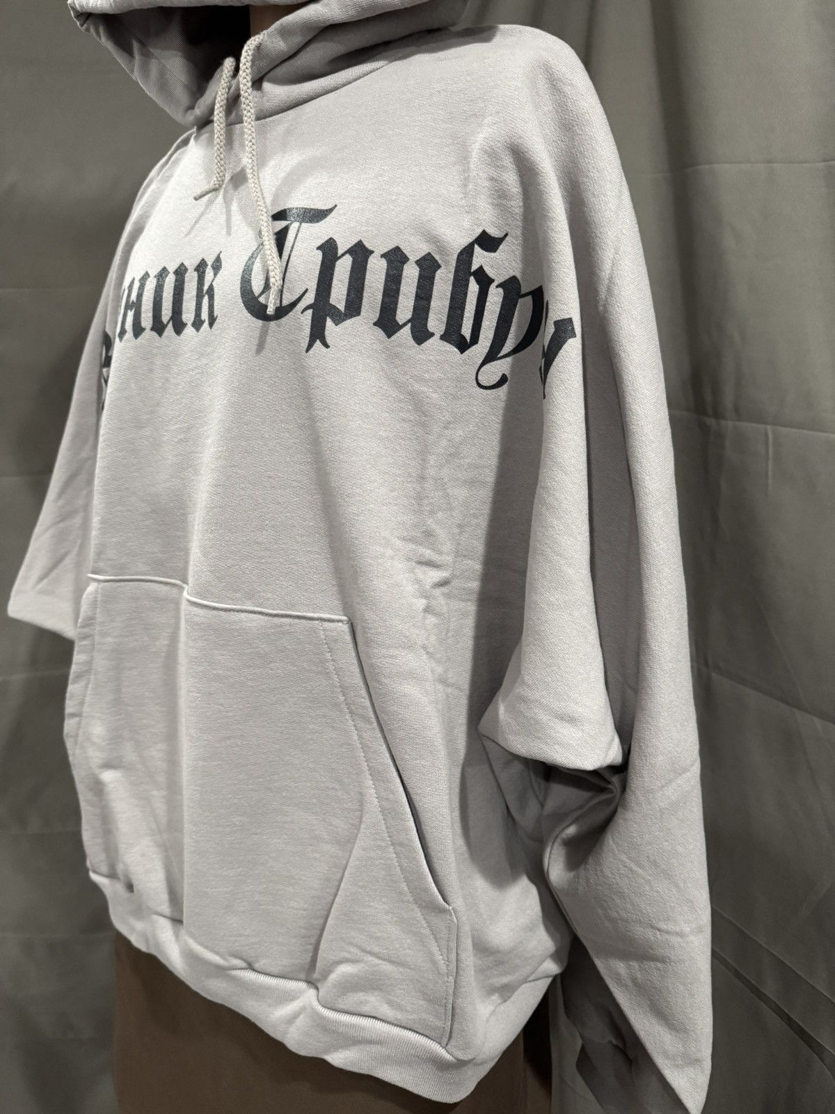 Yeezy Yeezy x Gosha Rubchinskiy Hoodie Gray size 1 NEW Size US L / EU 52-54 / 3 - 3 Thumbnail