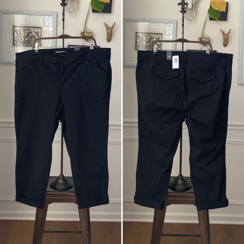 Other NWT Torrid Crop Aviator Skinny Stretch Twill Mid-Rise Pant $ Size 42" / US 20 - 1 Thumbnail