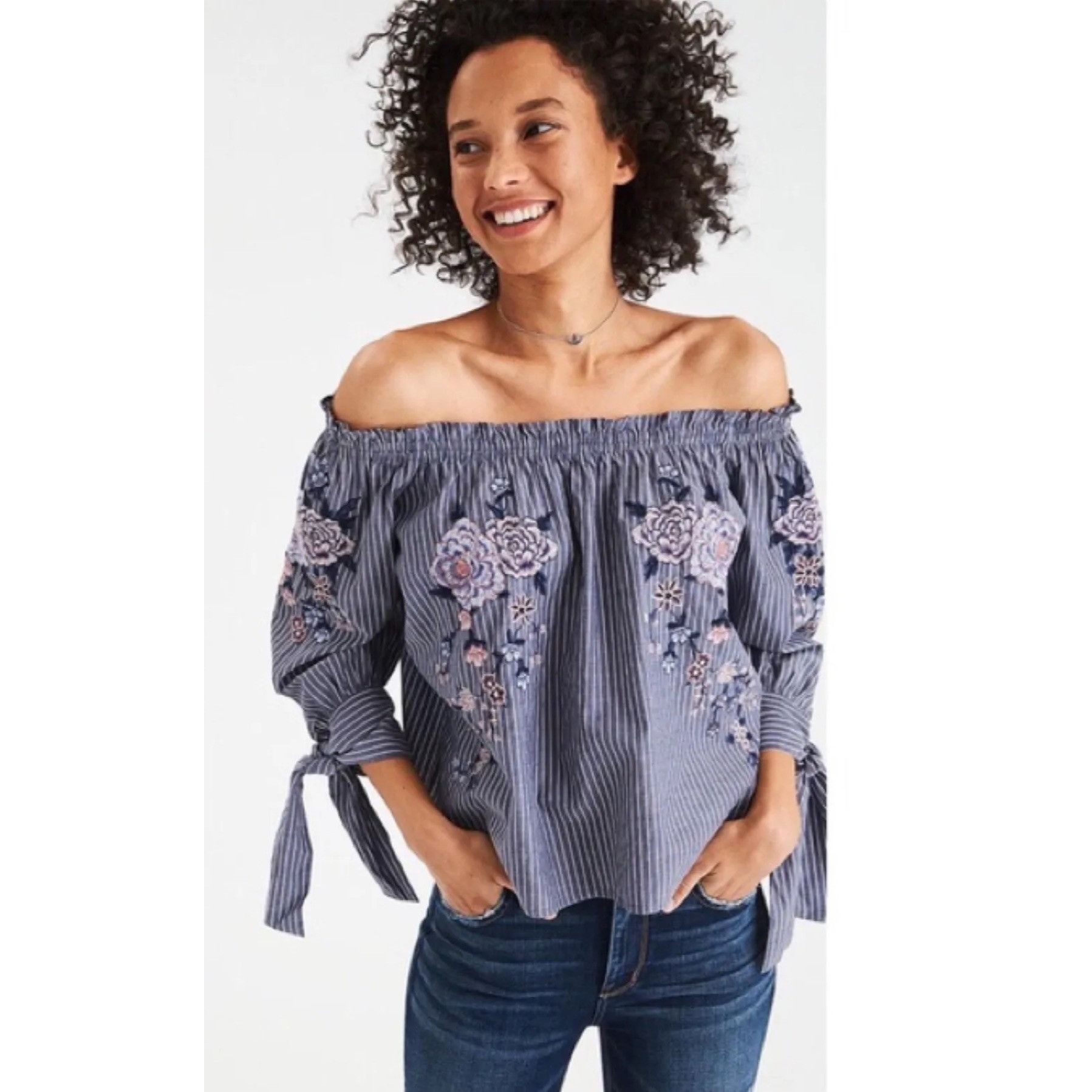American Eagle Outfitters American Eagle Outfitters Off Shoulder Boho Embroidered Blue Size S / US 4 / IT 40 - 1 Thumbnail