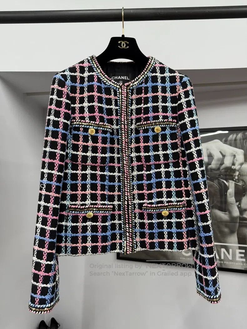 Chanel Chanel Colourful plaid tweed four-pocket jacket Size XS / US 0-2 / IT 36-38 - 1 Thumbnail